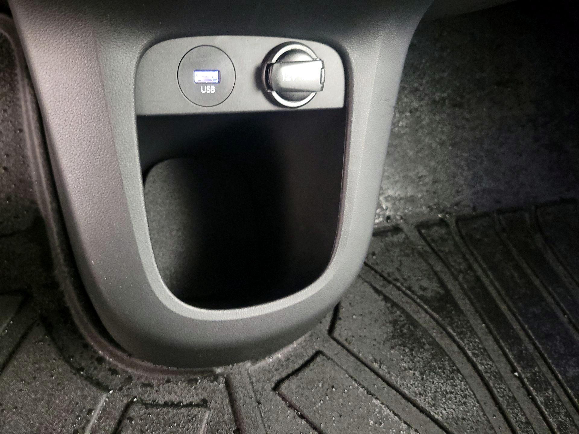 Thumbnail: 2023 Hyundai Ioniq 5 - 19