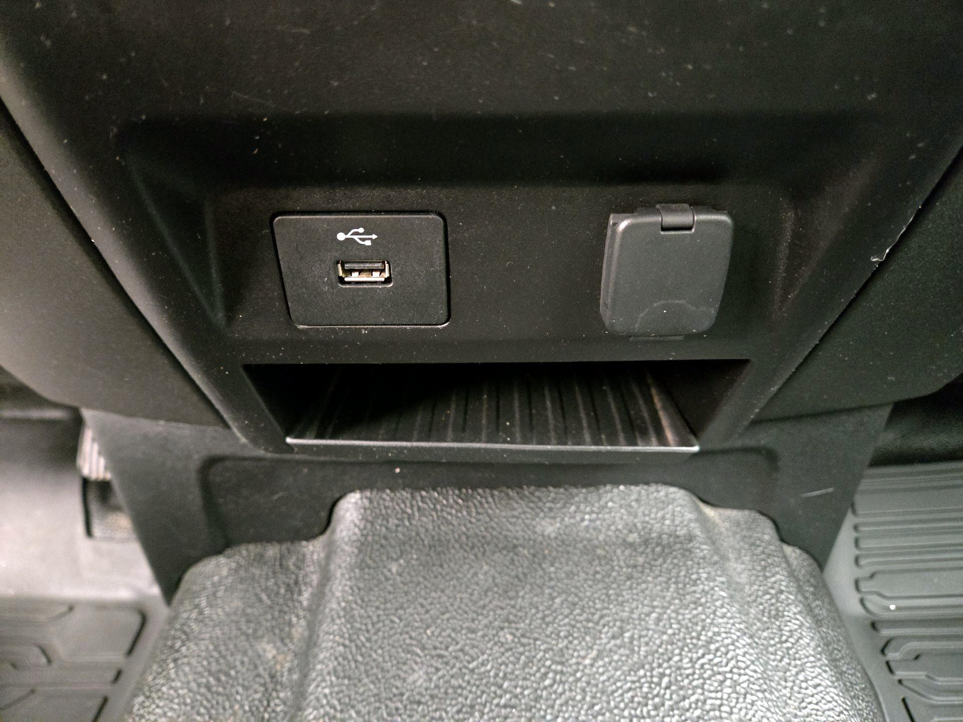 Thumbnail: 2021 Ford F-250 - 18