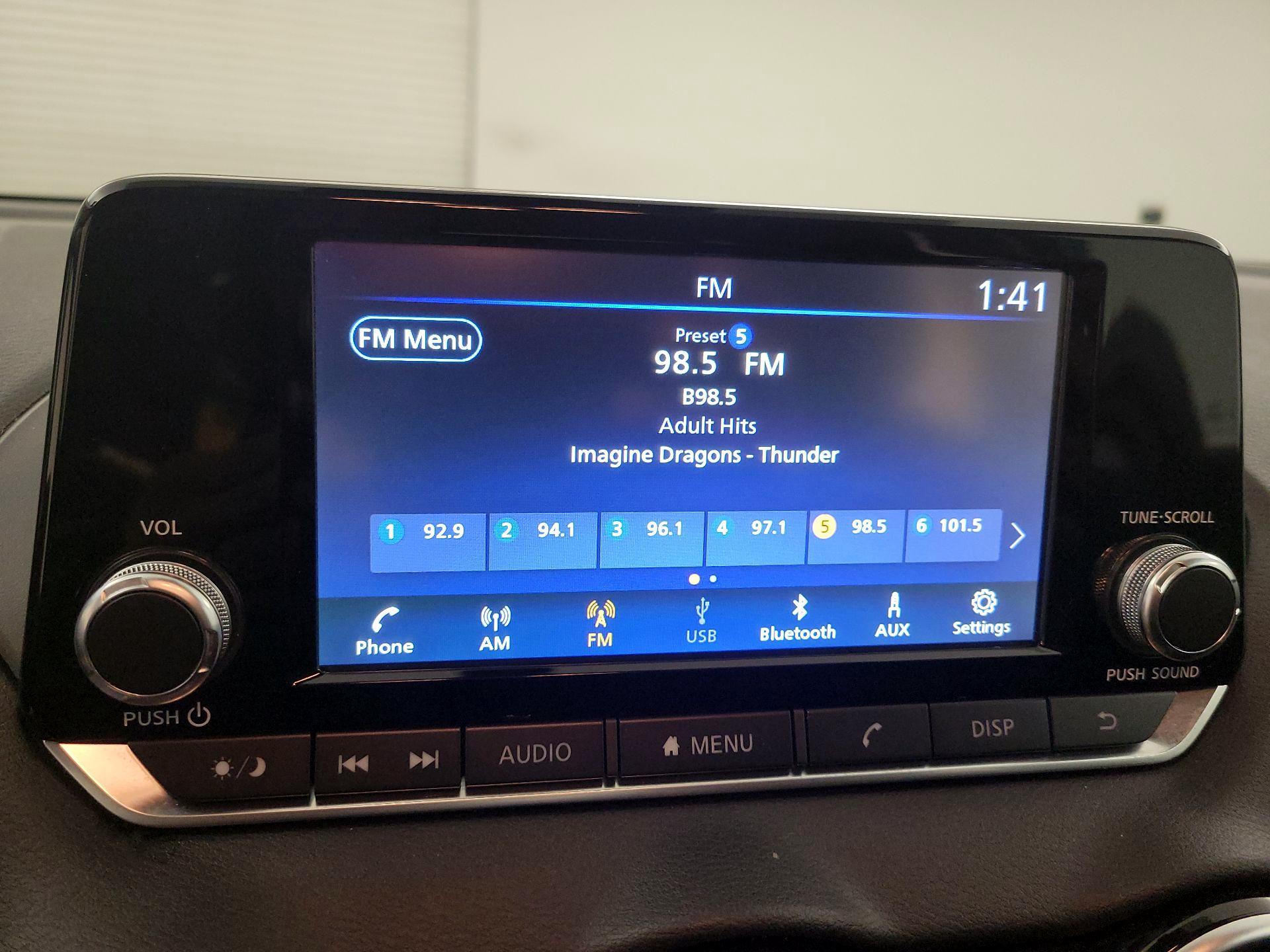 Thumbnail: 2024 Nissan Sentra - 15