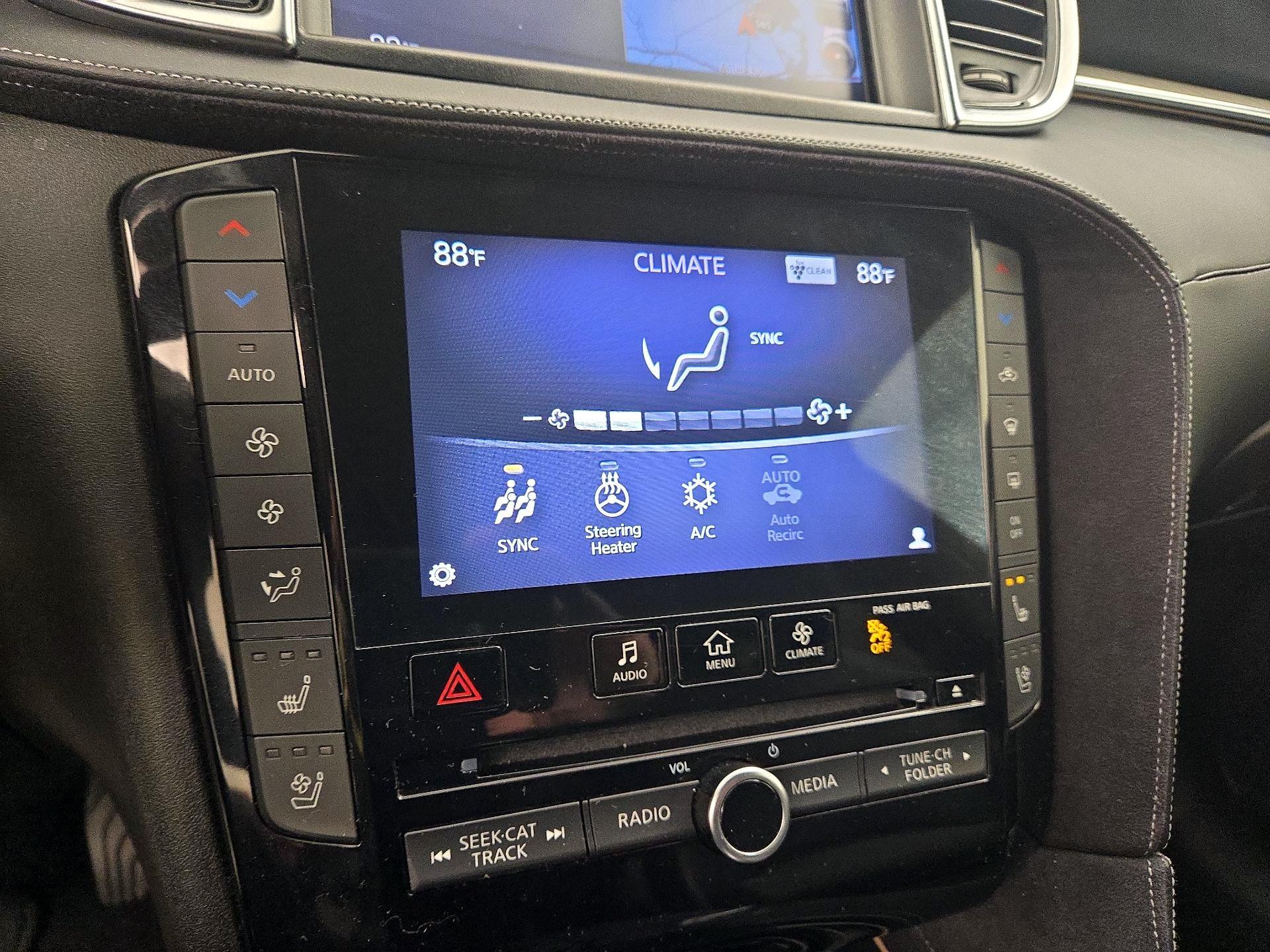 Thumbnail: 2019 INFINITI QX50 - 16