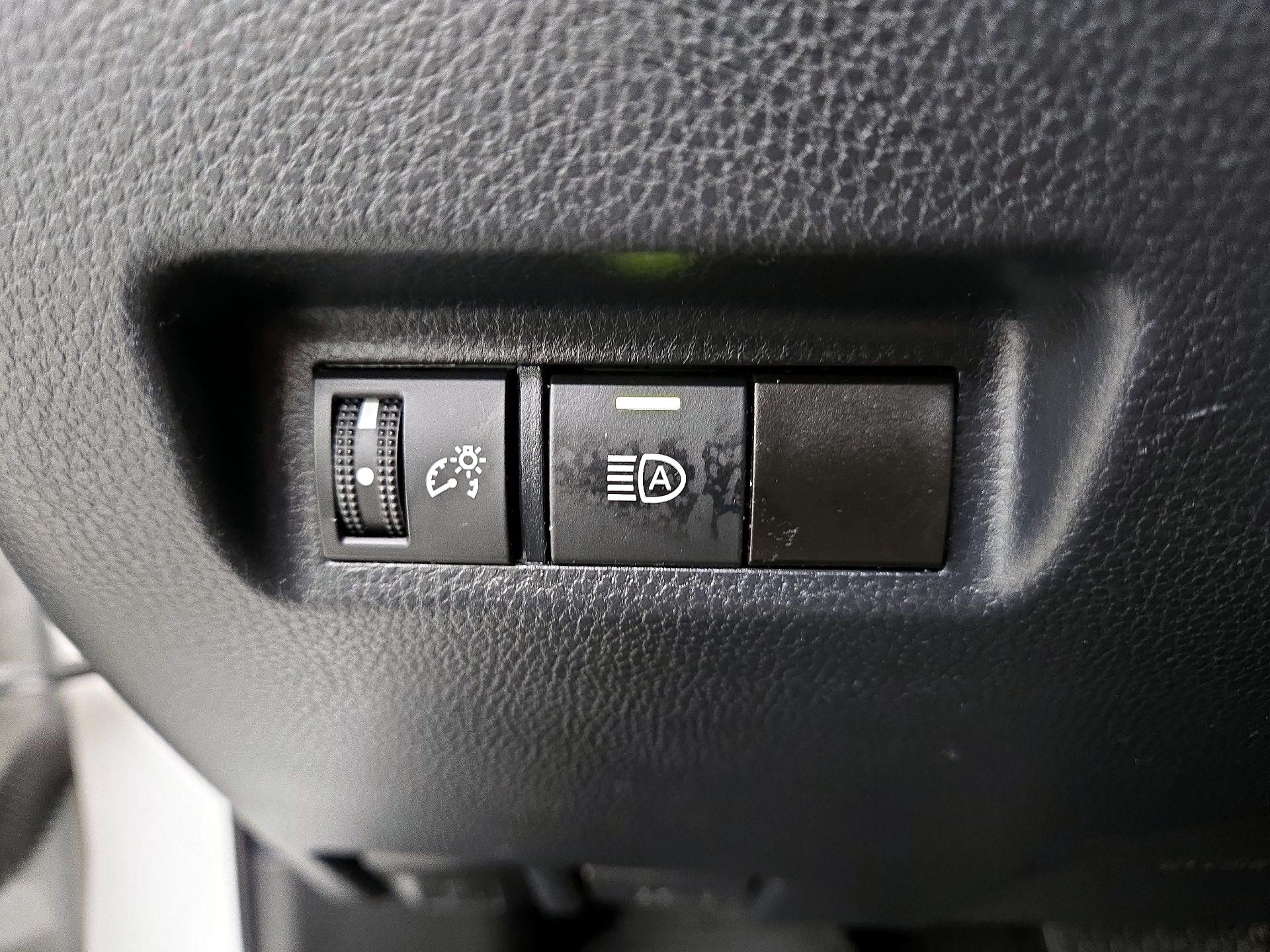 Thumbnail: 2023 Toyota RAV4 - 13