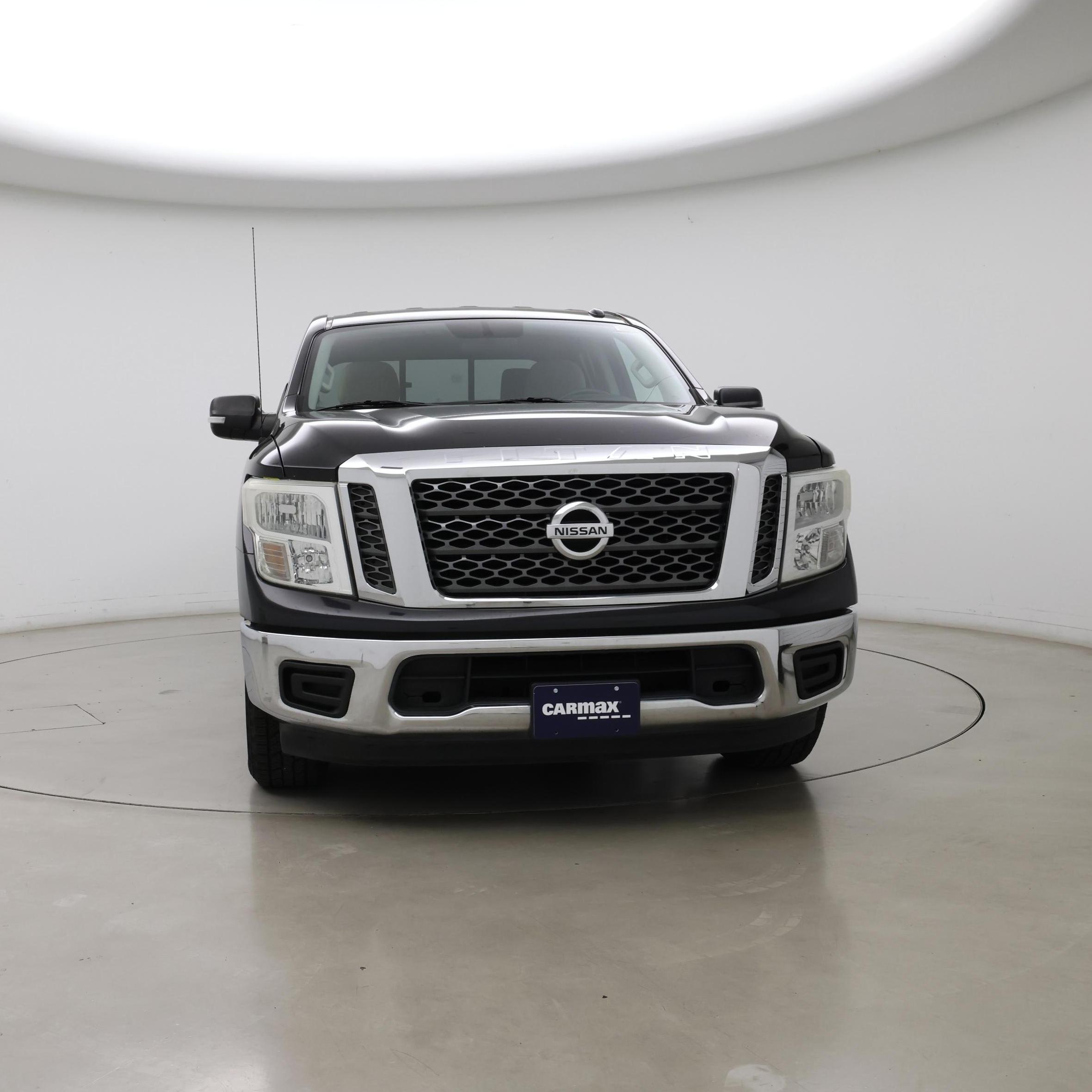 Thumbnail: 2017 Nissan Titan - 5