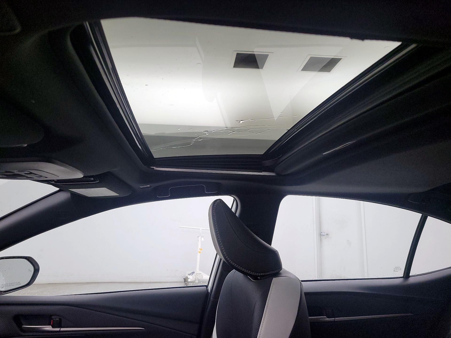 Thumbnail: 2025 Toyota Camry - 19