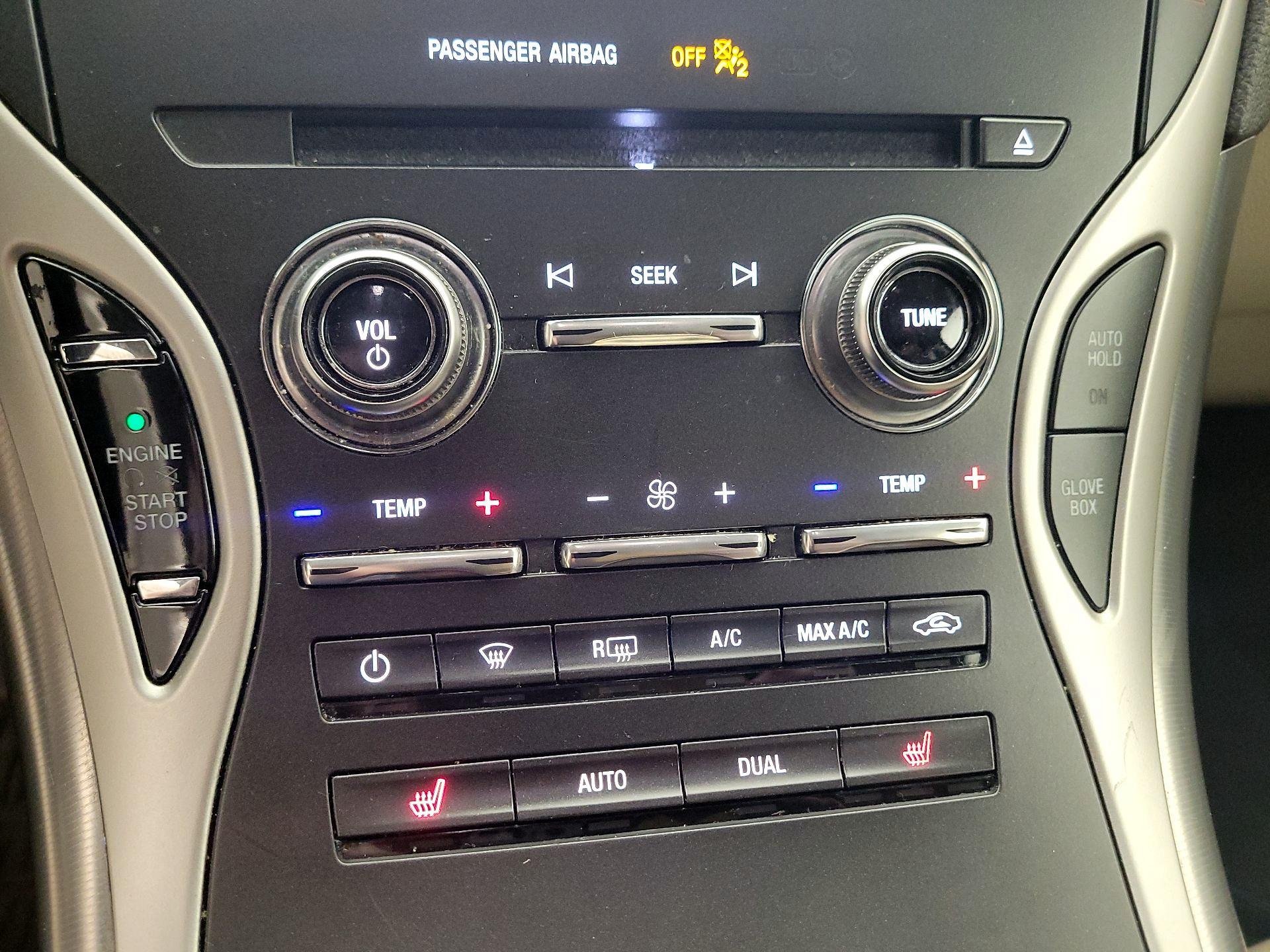 Thumbnail: 2019 Lincoln Nautilus - 17