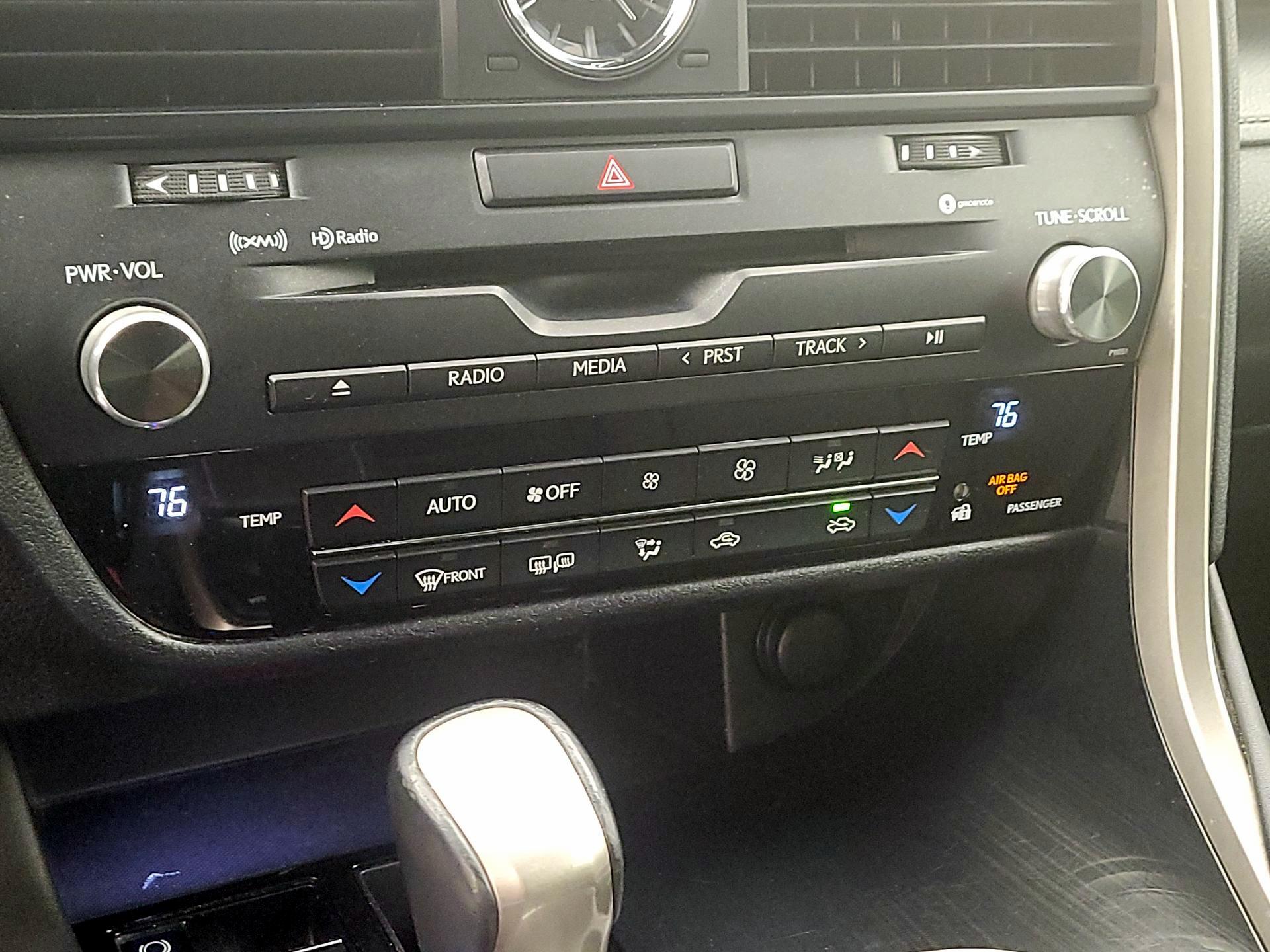 Thumbnail: 2016 Lexus RX - 16