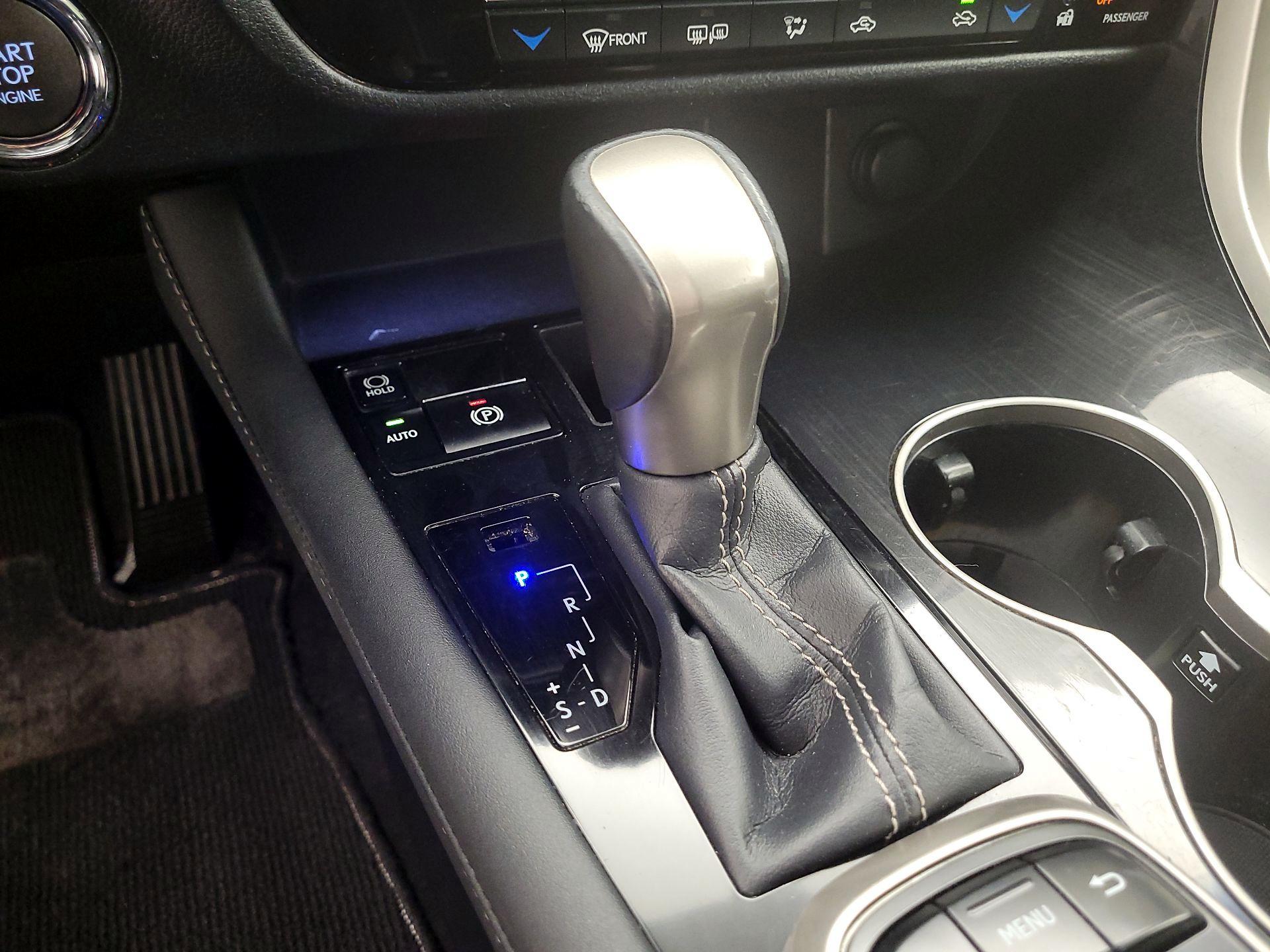 Thumbnail: 2016 Lexus RX - 17