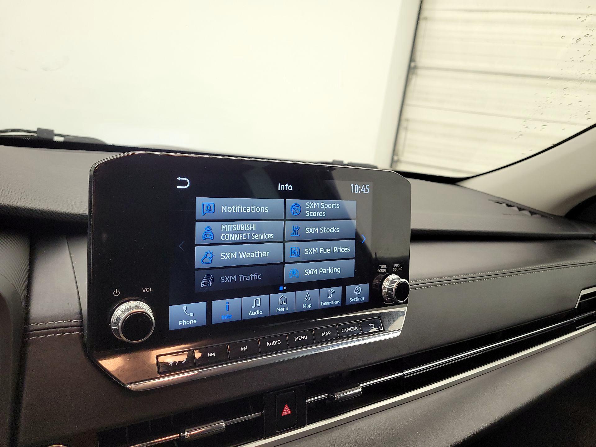 Thumbnail: 2022 Mitsubishi Outlander - 15