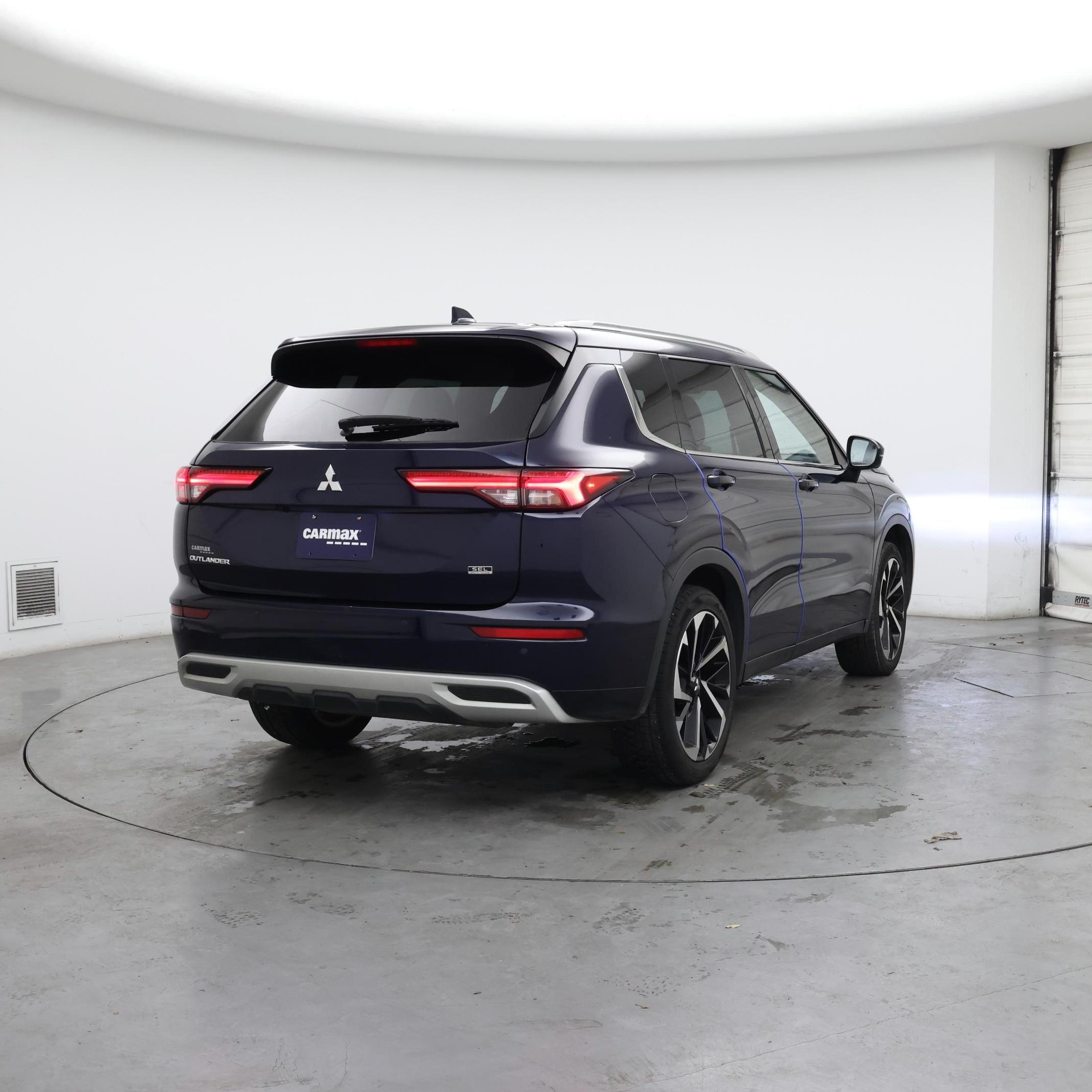 Thumbnail: 2022 Mitsubishi Outlander - 8