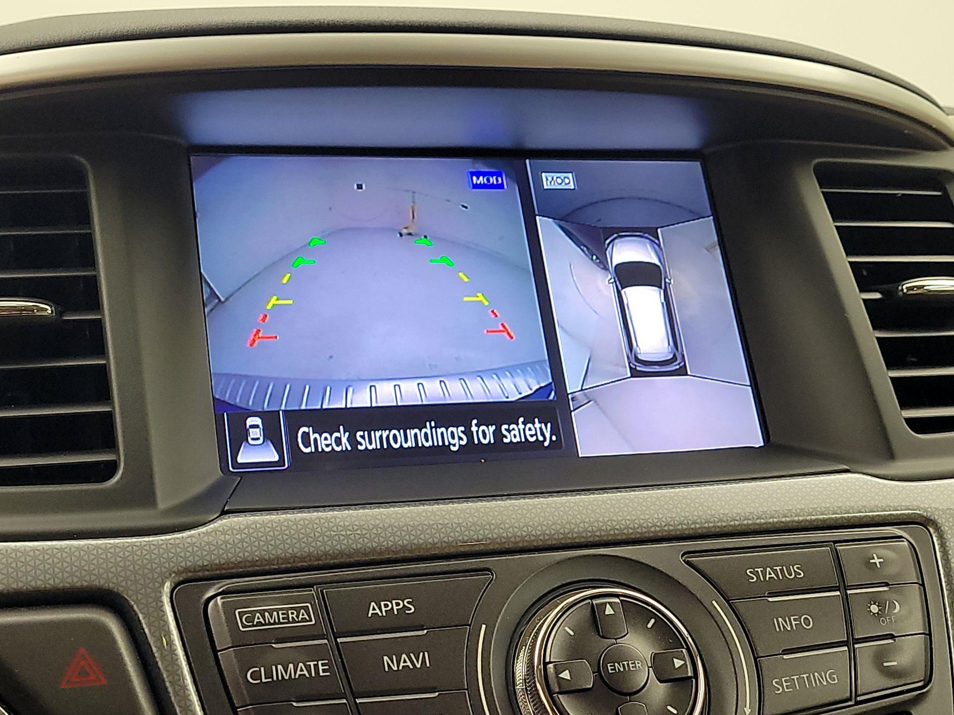 Thumbnail: 2017 Nissan Pathfinder - 14