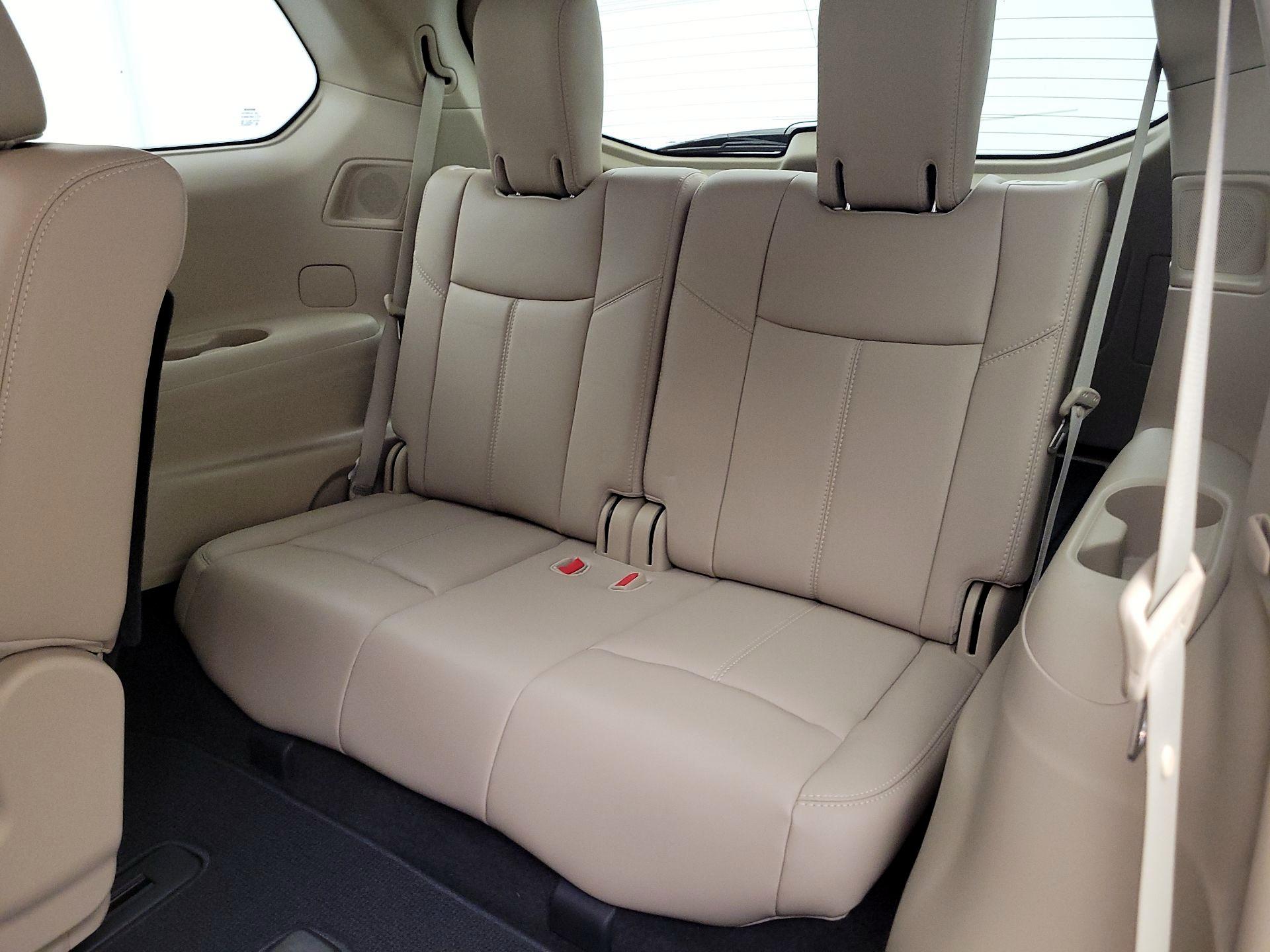 Thumbnail: 2017 Nissan Pathfinder - 20