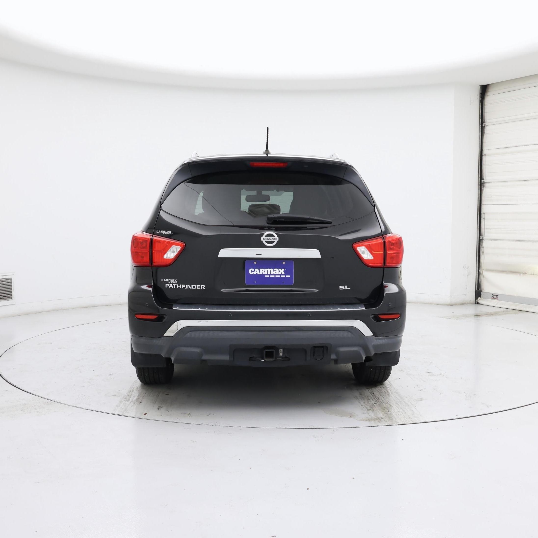 Thumbnail: 2017 Nissan Pathfinder - 6