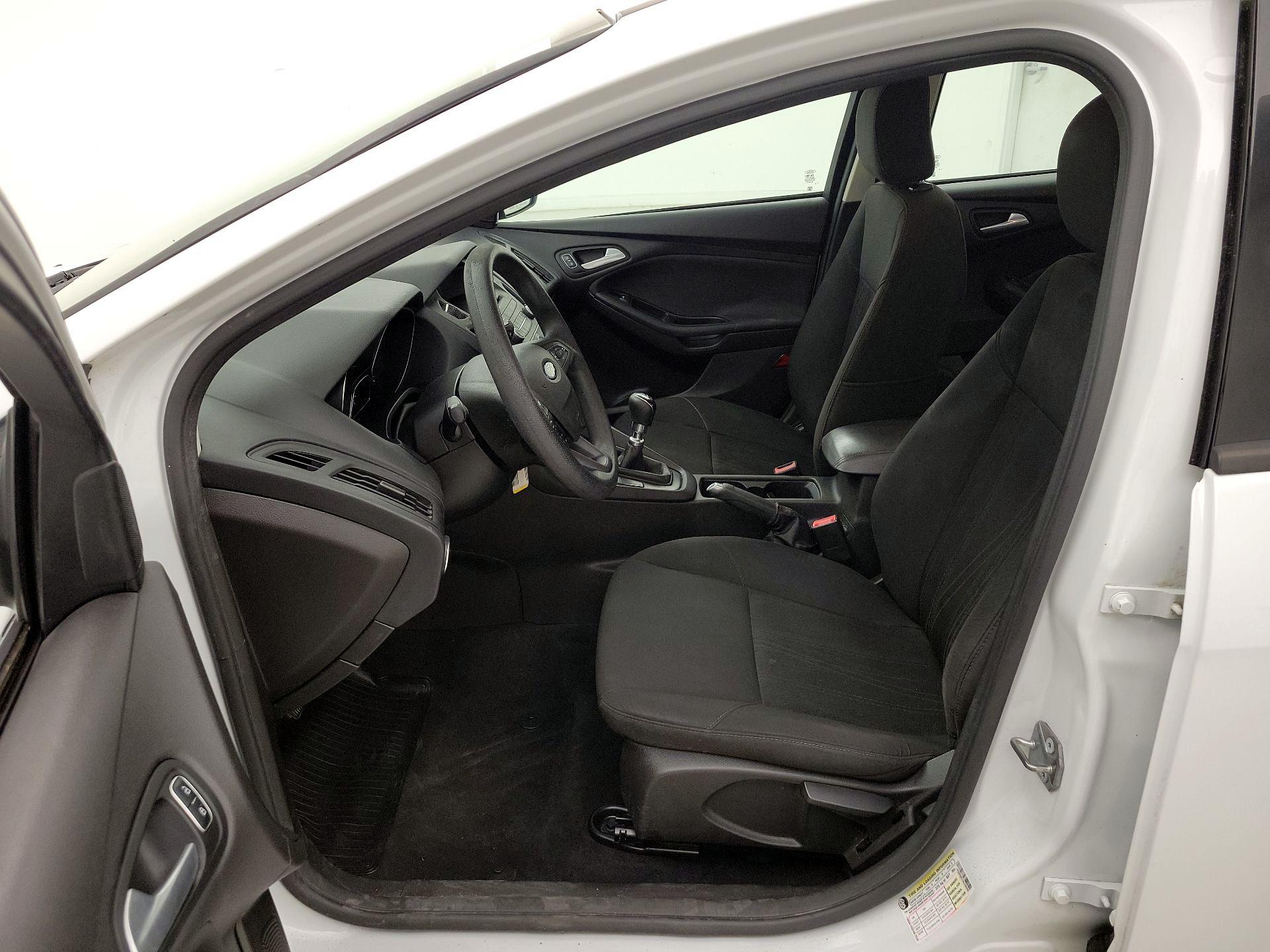 Thumbnail: 2017 Ford Focus - 11