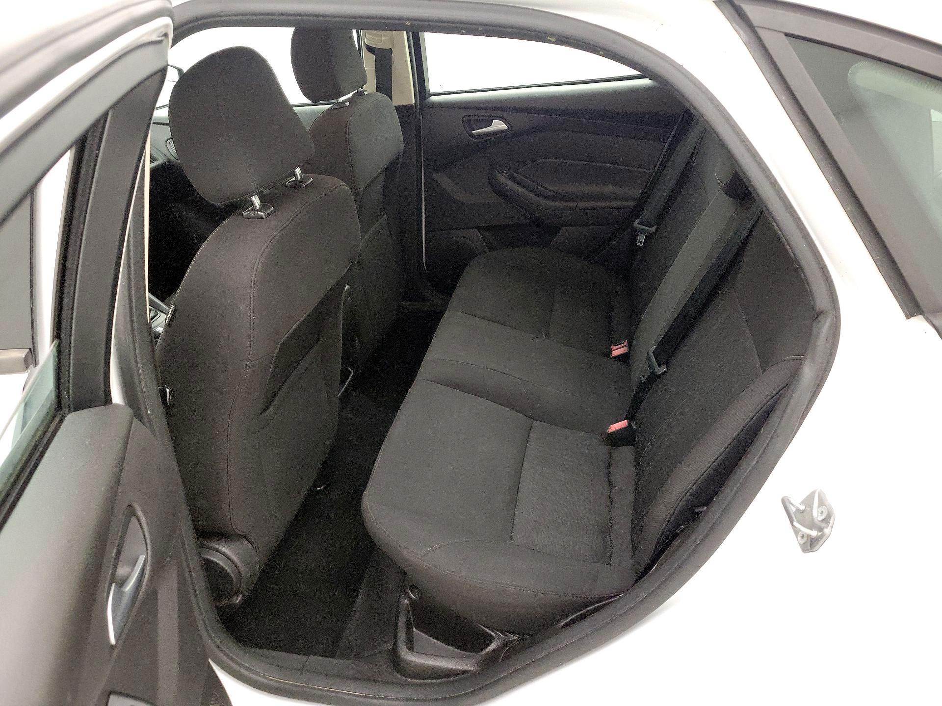 Thumbnail: 2017 Ford Focus - 19