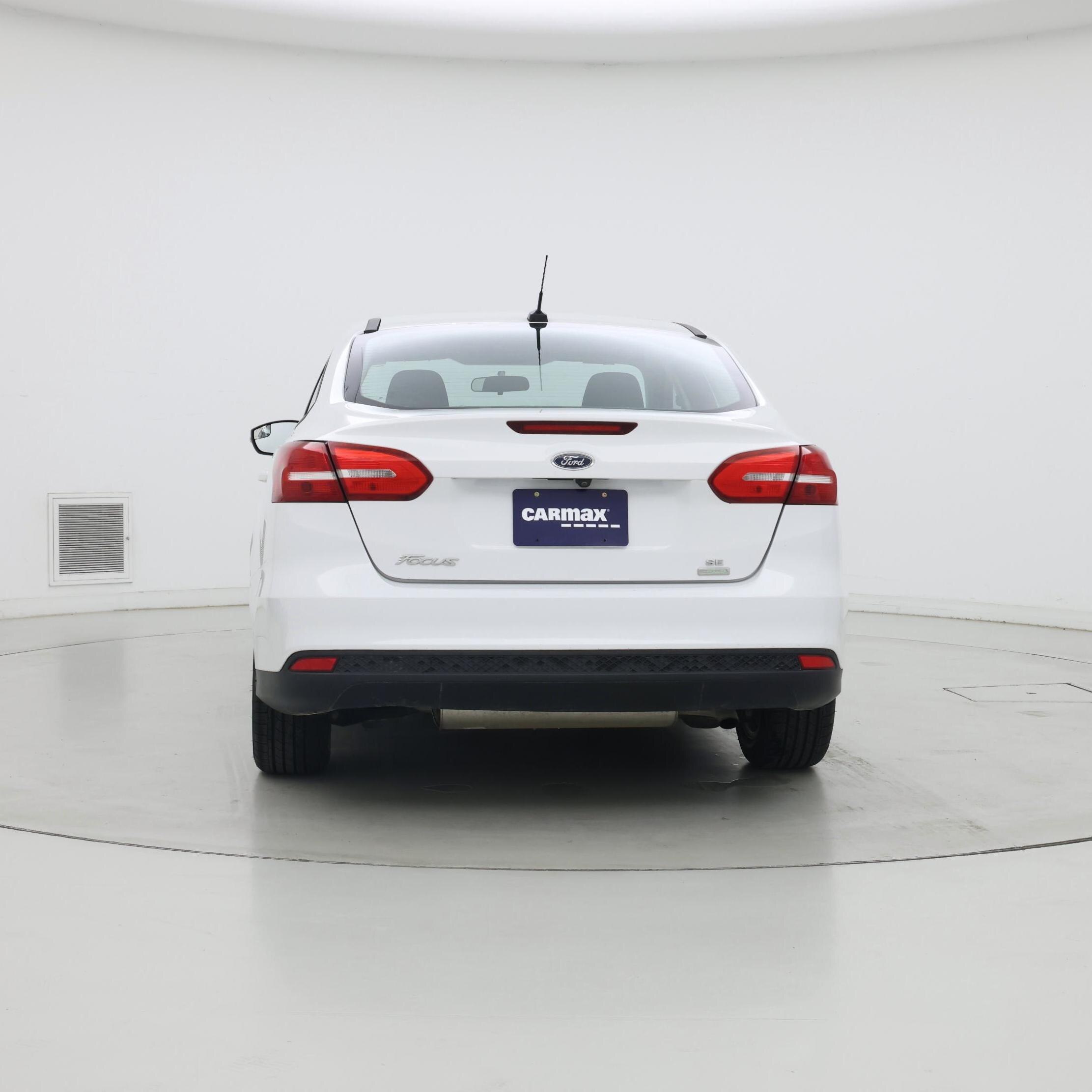 Thumbnail: 2017 Ford Focus - 6