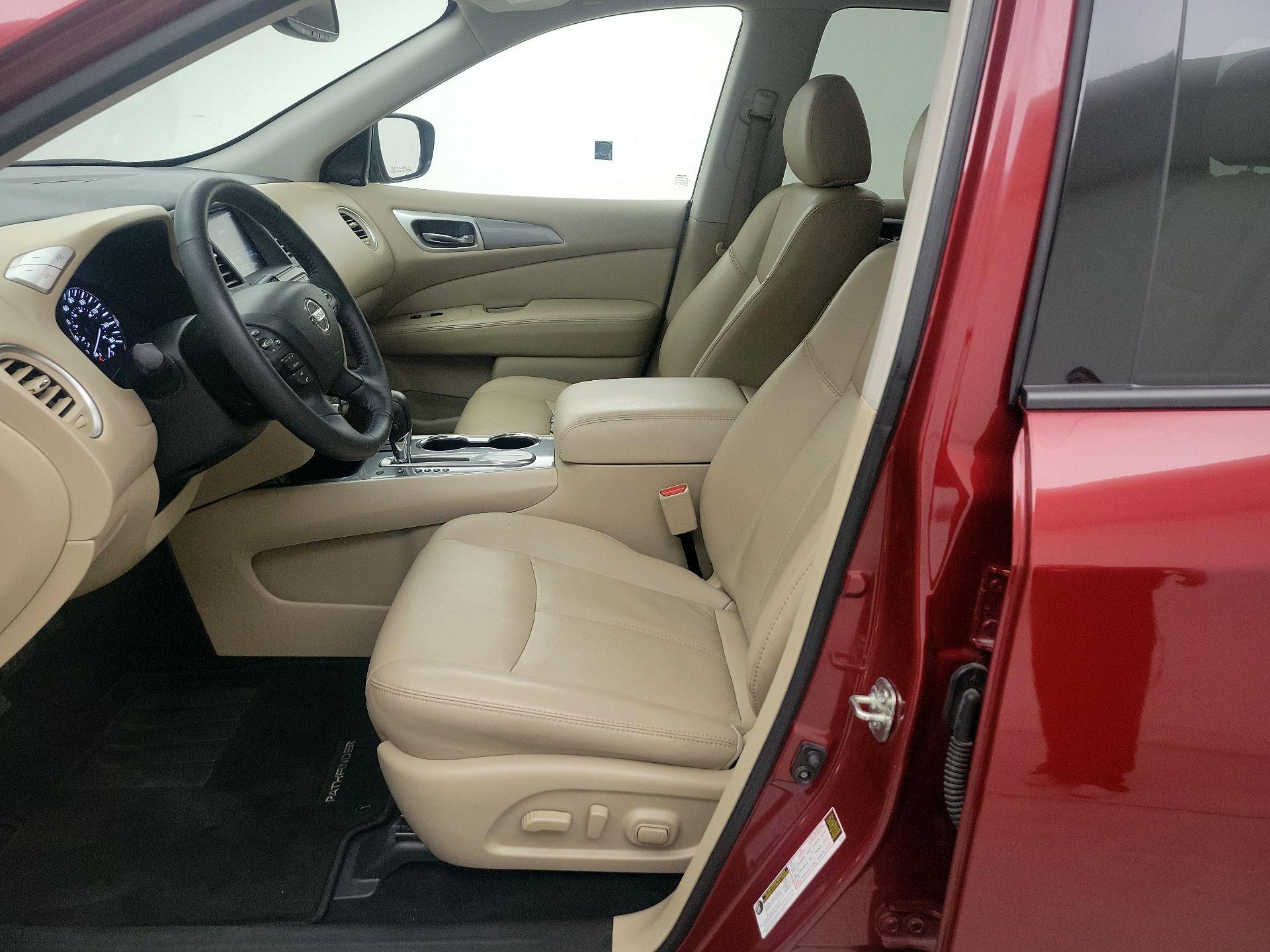 Thumbnail: 2020 Nissan Pathfinder - 11