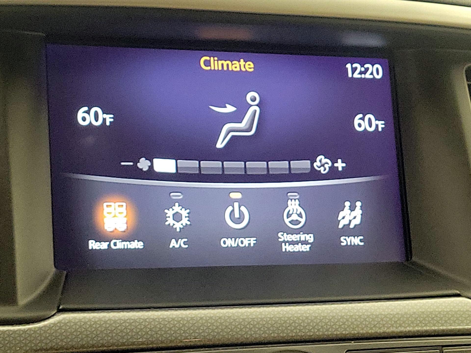 Thumbnail: 2020 Nissan Pathfinder - 17