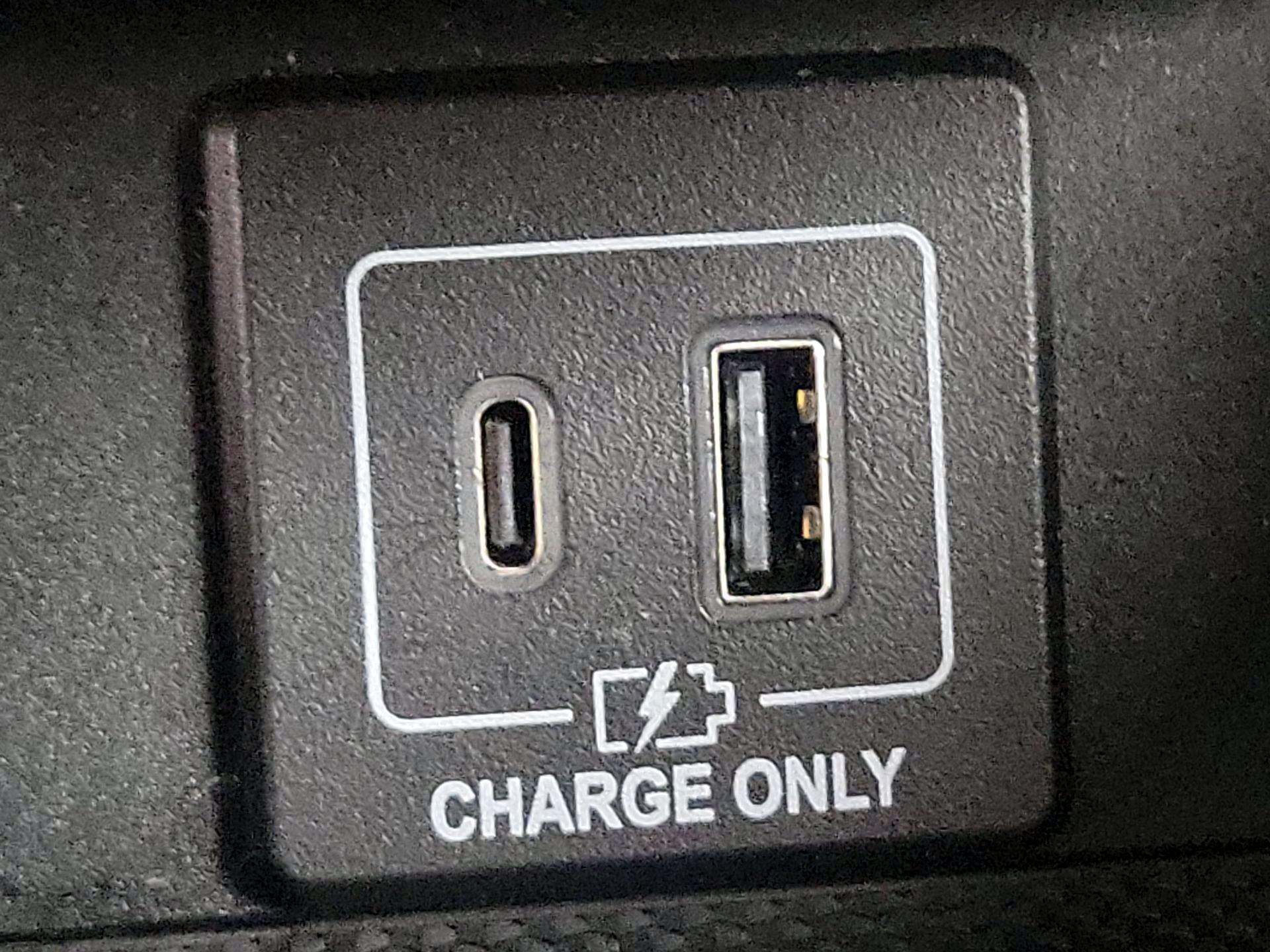 Thumbnail: 2020 Nissan Pathfinder - 19