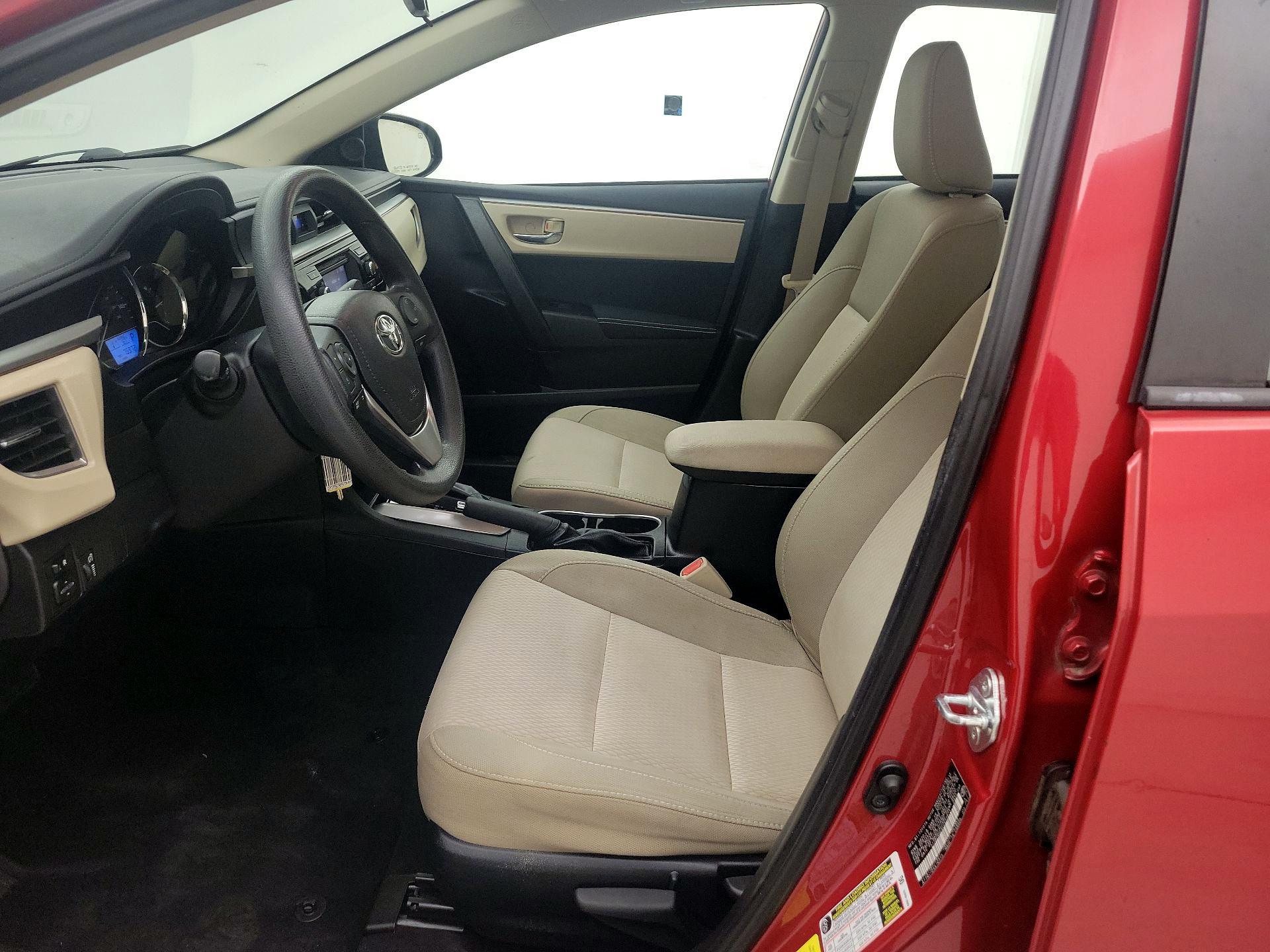 Thumbnail: 2015 Toyota Corolla - 11