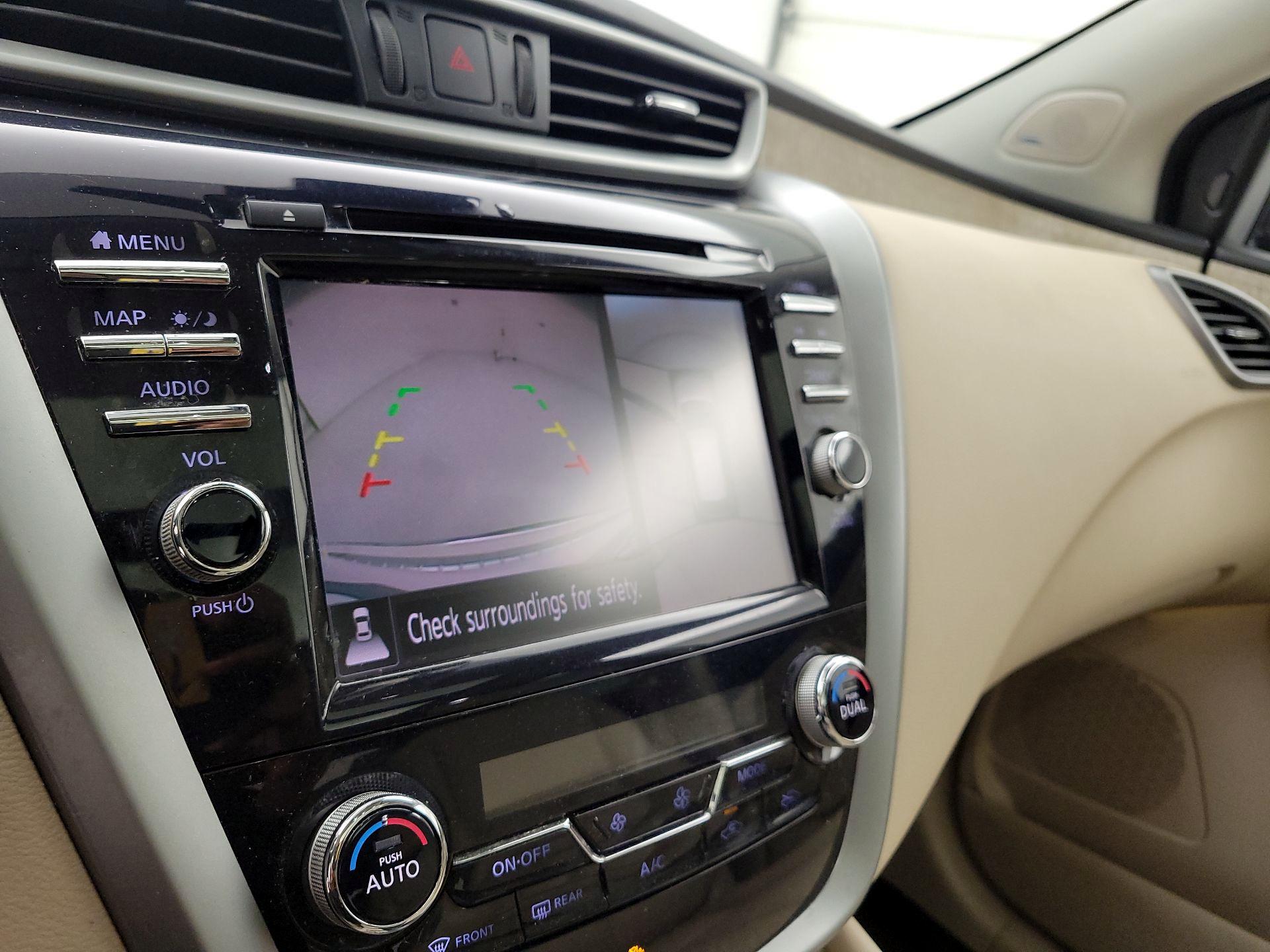 Thumbnail: 2019 Nissan Murano - 15