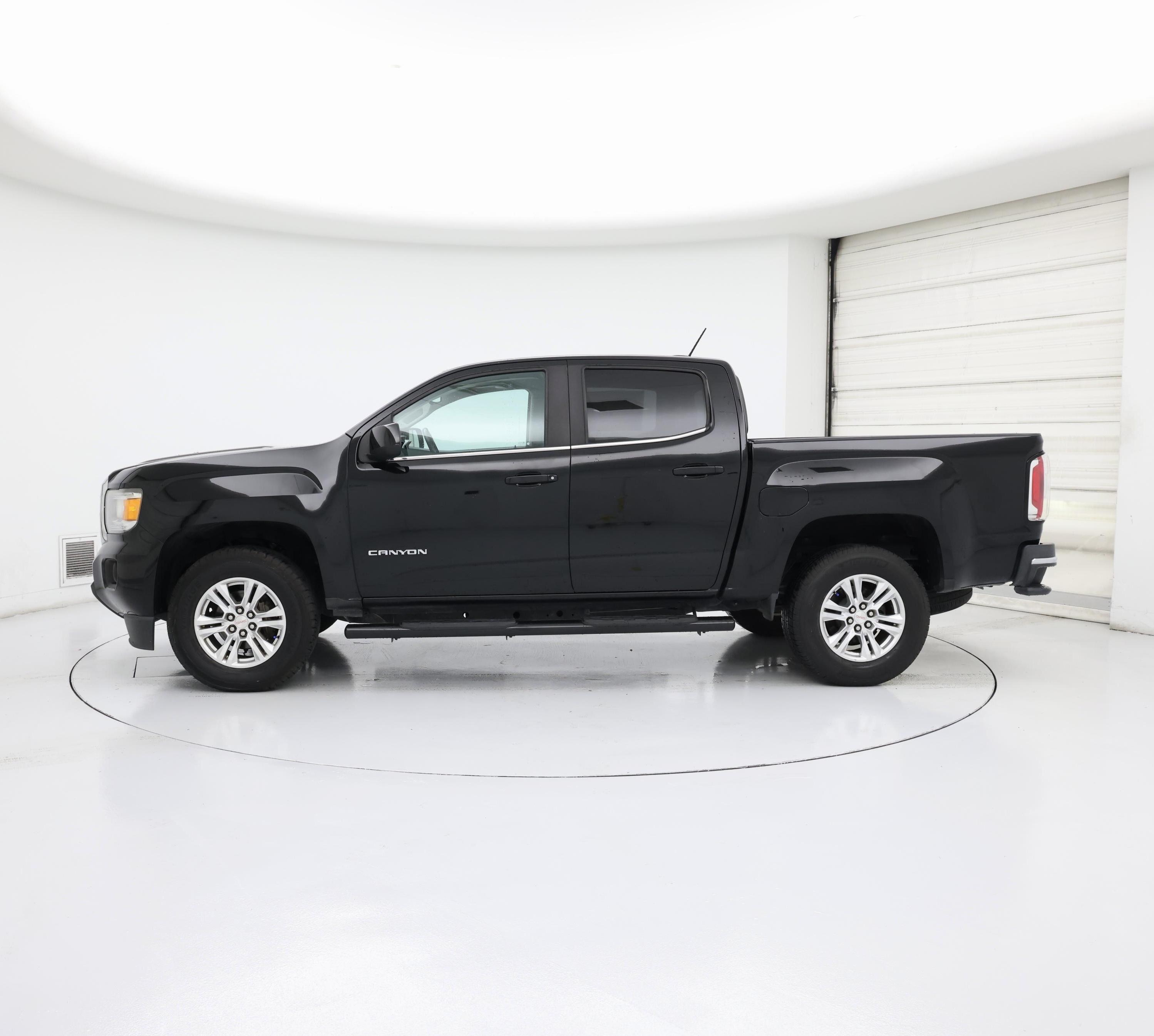 Thumbnail: 2019 GMC Canyon - 3