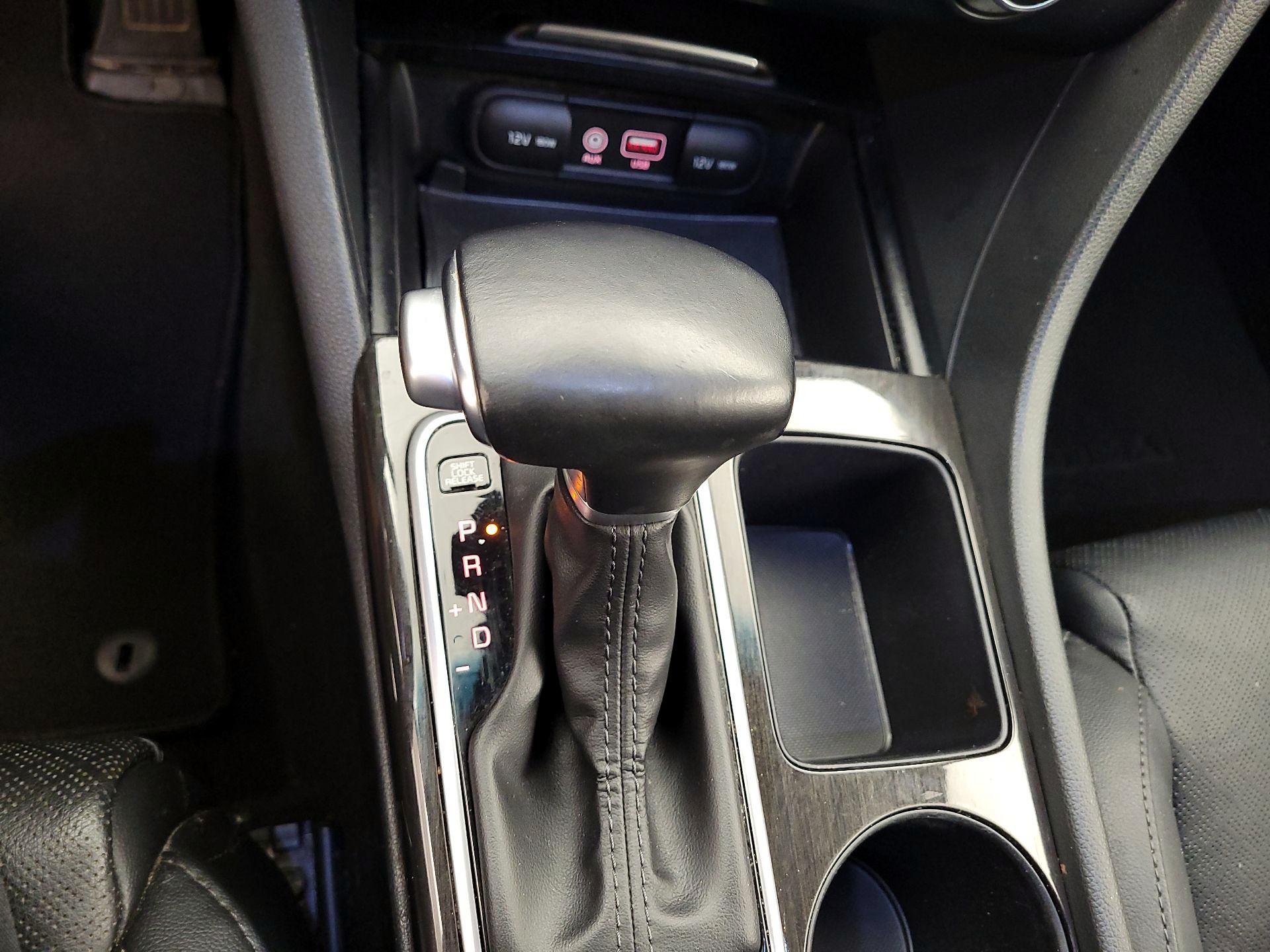 Thumbnail: 2019 Kia Optima - 17