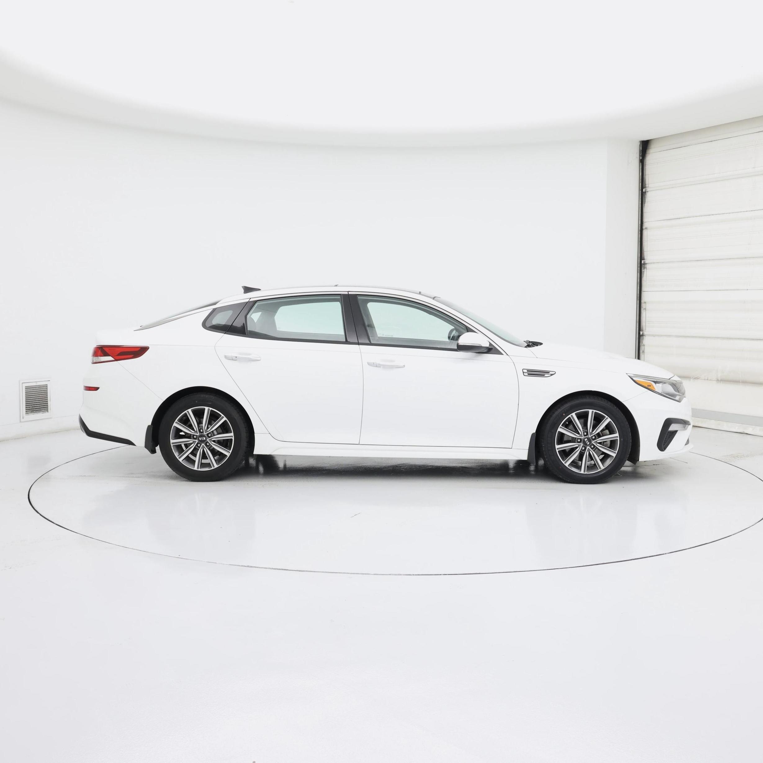 Thumbnail: 2019 Kia Optima - 7