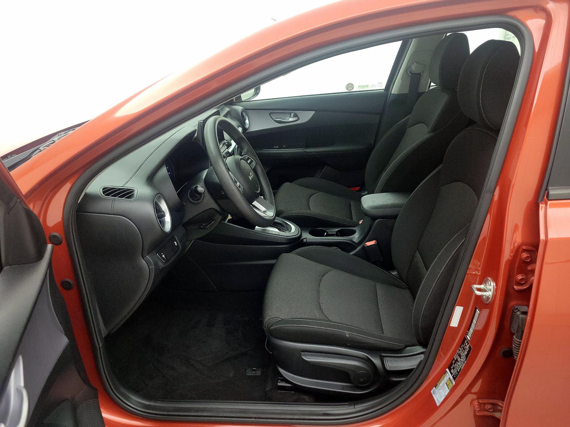 Thumbnail: 2024 Kia Forte - 11