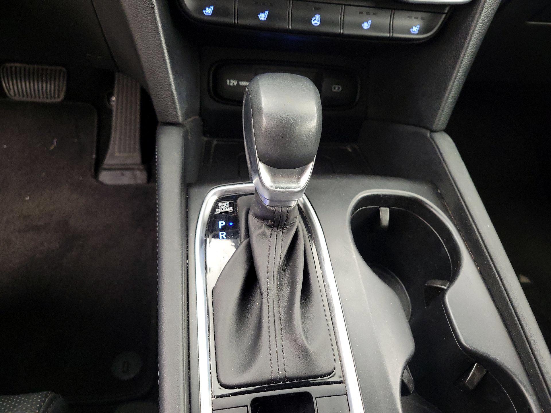 Thumbnail: 2020 Hyundai Santa Fe - 18