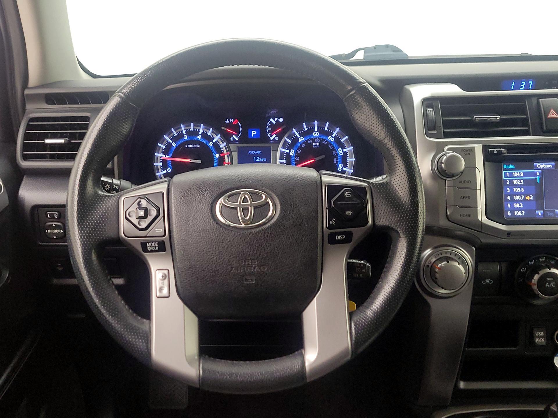 Thumbnail: 2017 Toyota 4Runner - 10