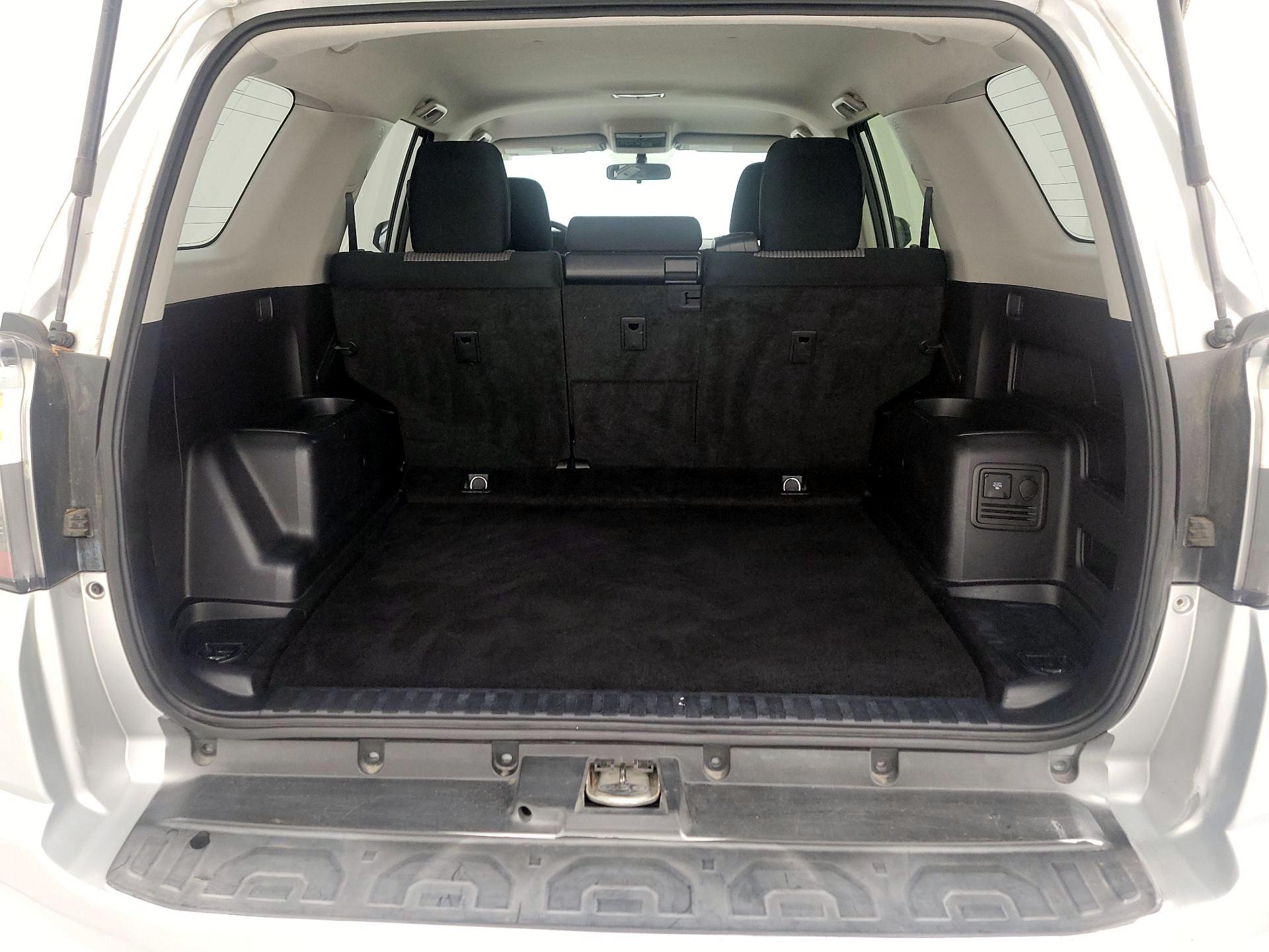 Thumbnail: 2017 Toyota 4Runner - 20