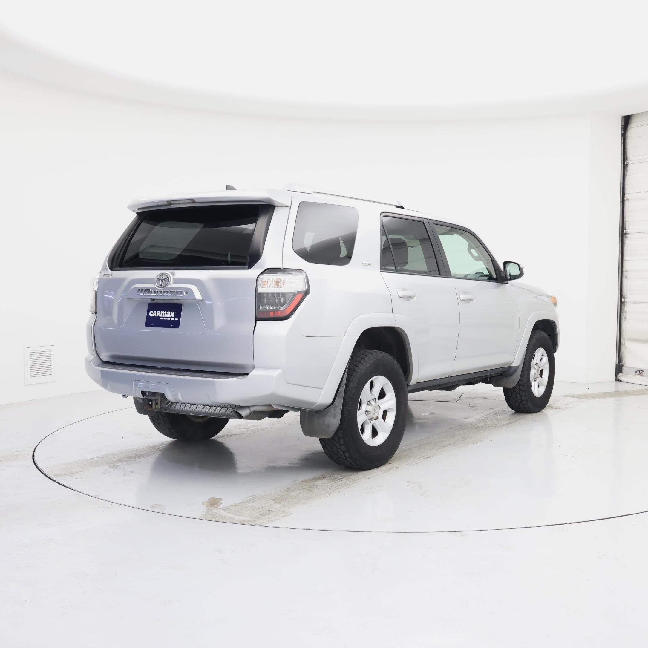 Thumbnail: 2017 Toyota 4Runner - 8