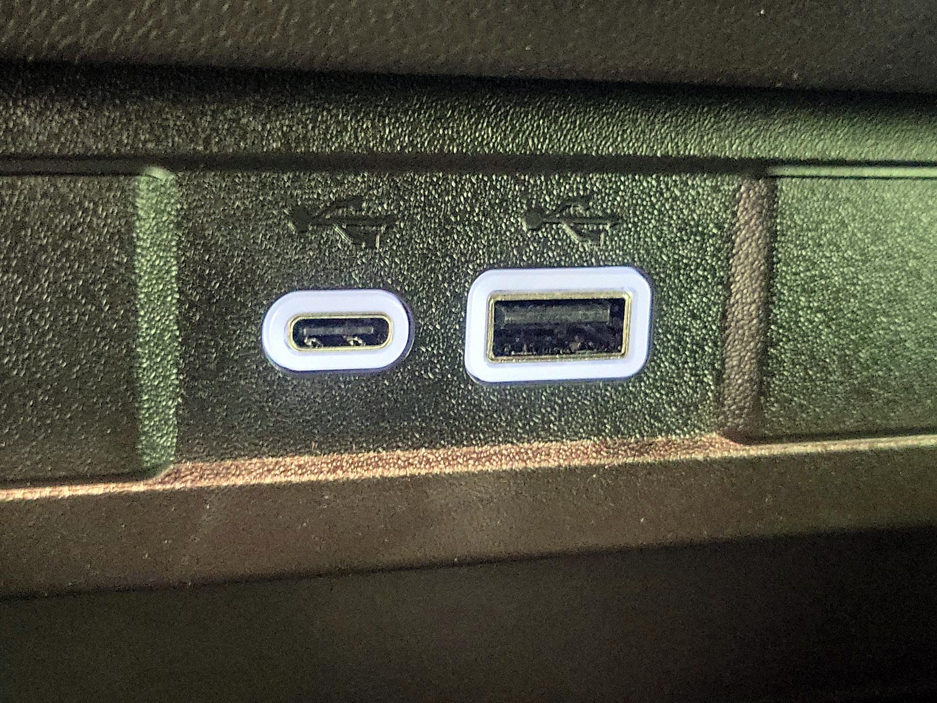 Thumbnail: 2024 Chevrolet Colorado - 19