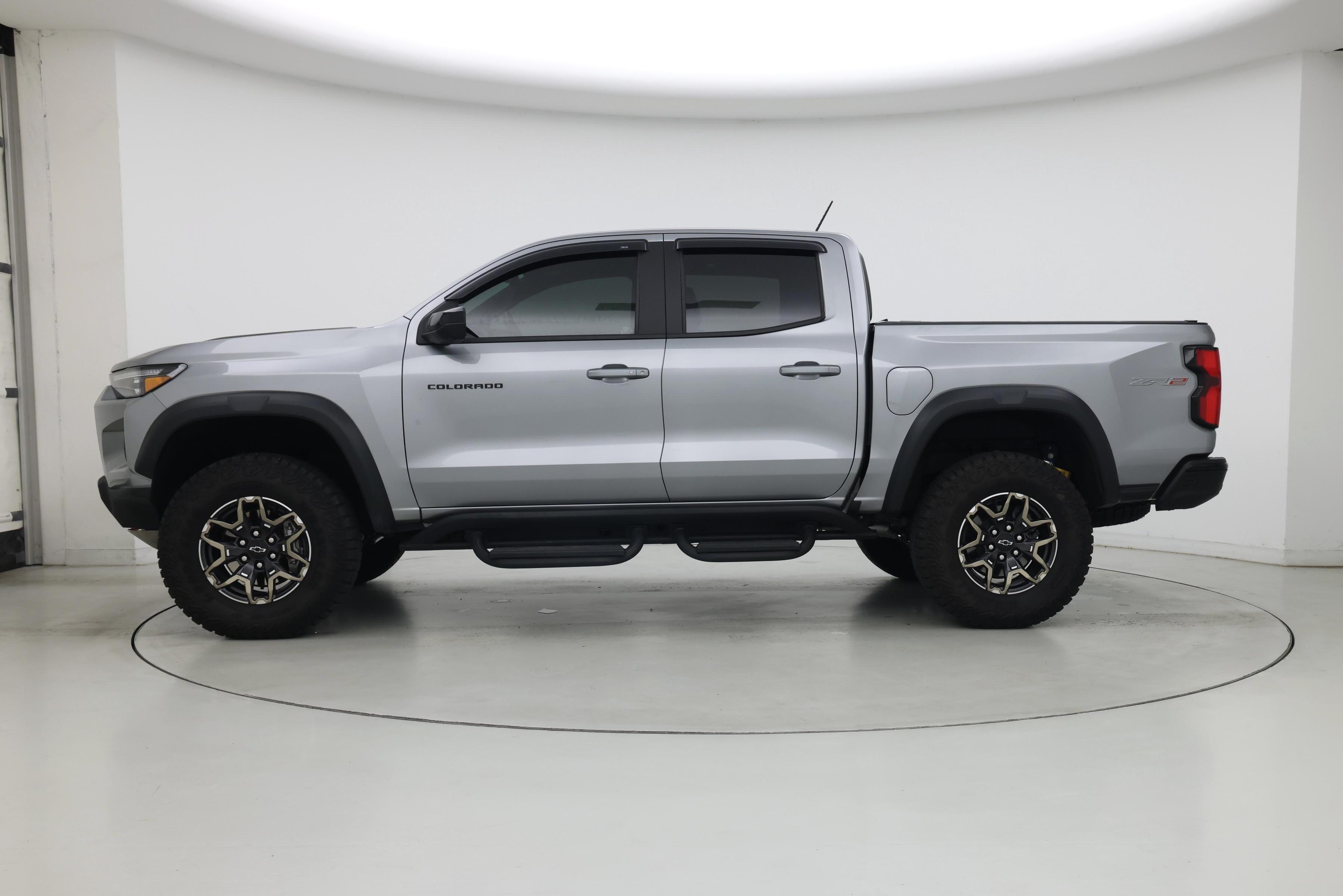 Thumbnail: 2024 Chevrolet Colorado - 3