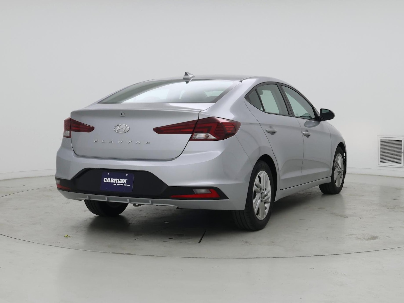 2020 Hyundai Elantra SEL - Photo 9