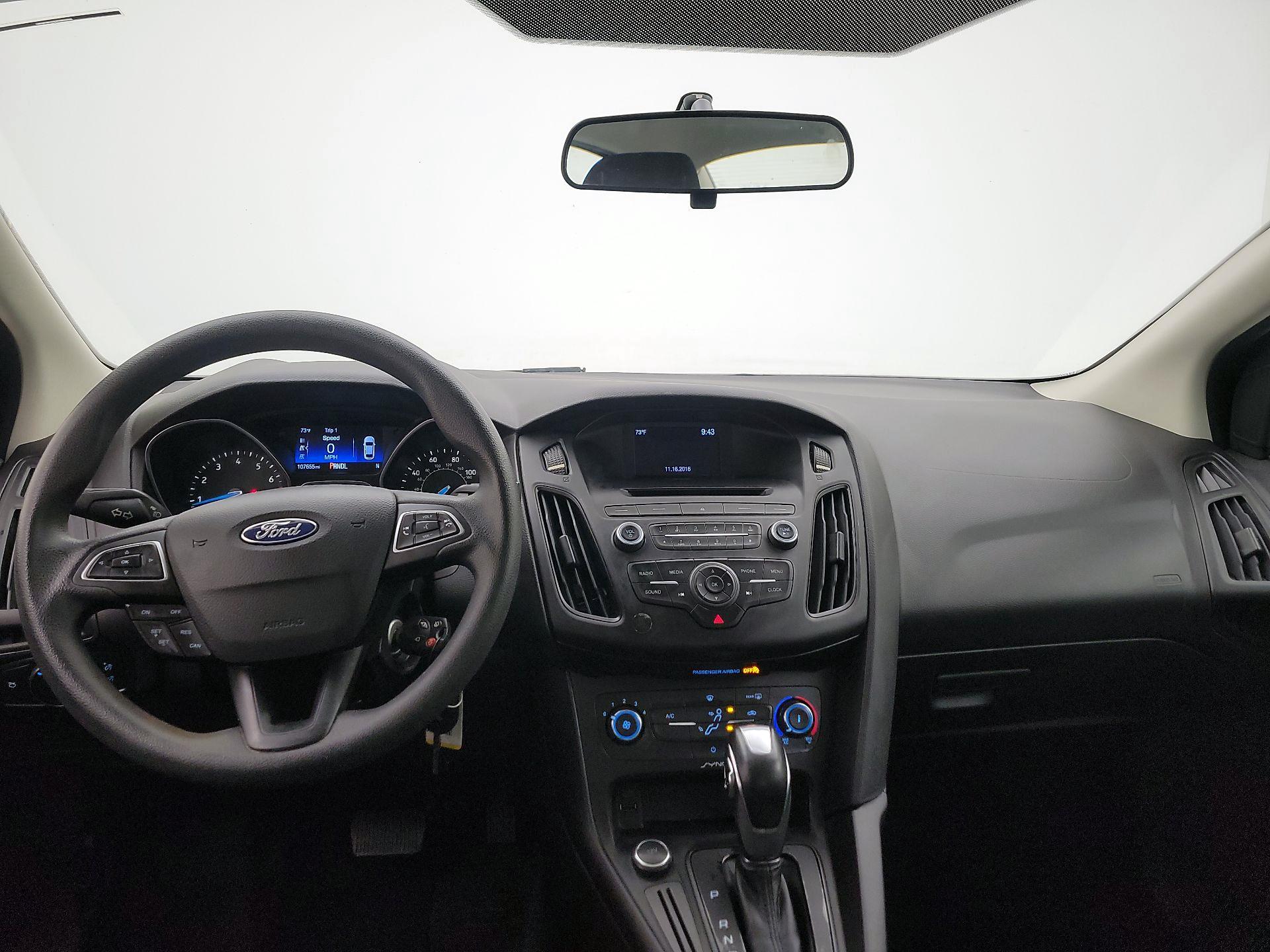 Thumbnail: 2016 Ford Focus - 9