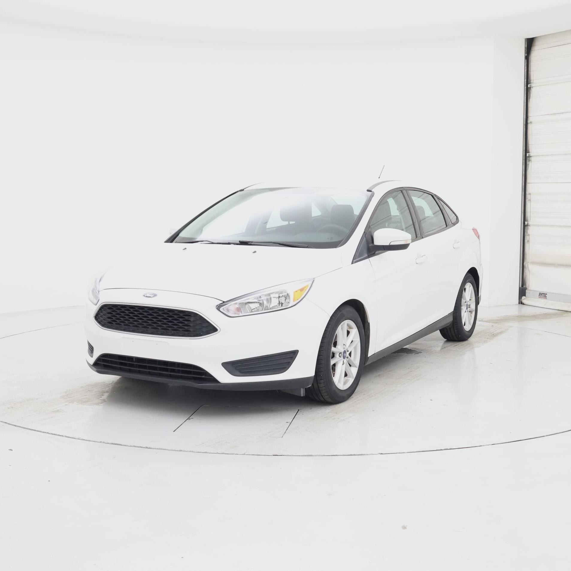 Thumbnail: 2016 Ford Focus - 4