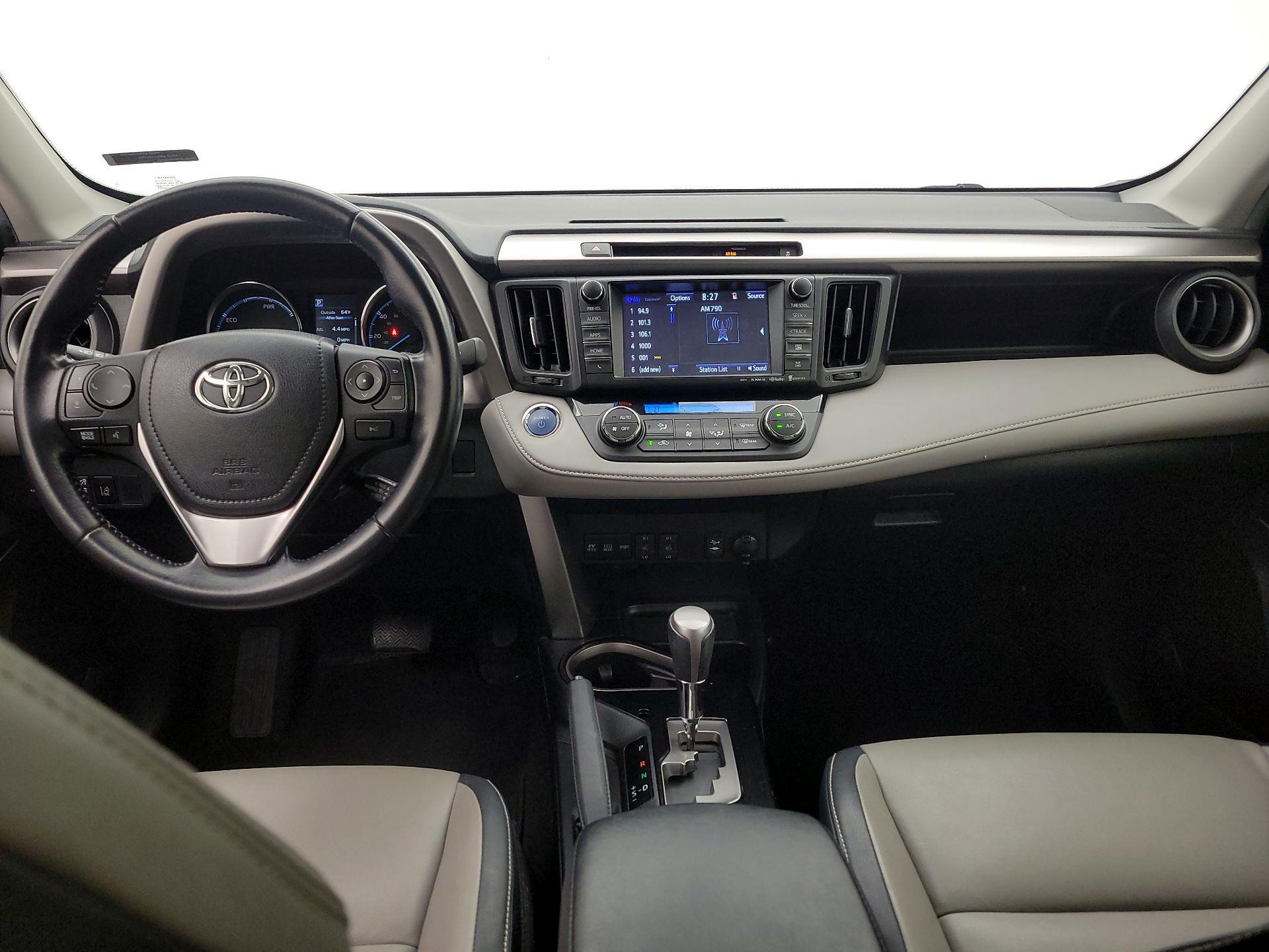 Thumbnail: 2016 Toyota RAV4 - 9