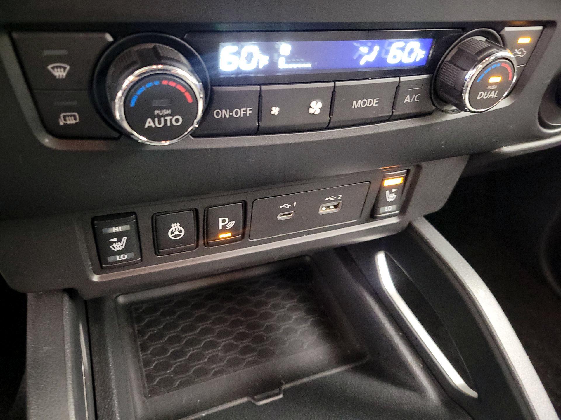 Thumbnail: 2022 Nissan Frontier - 16