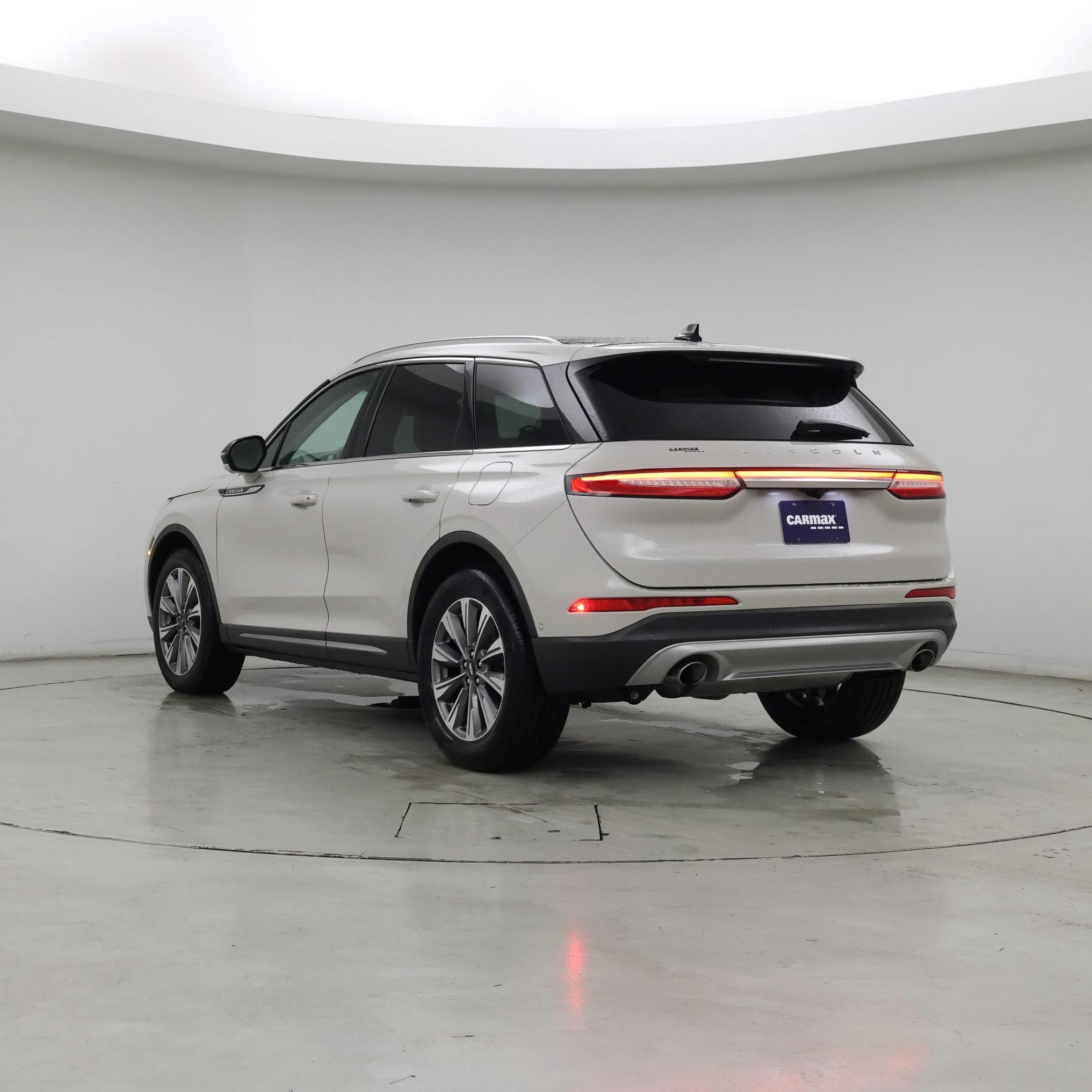 Thumbnail: 2022 Lincoln Corsair - 2