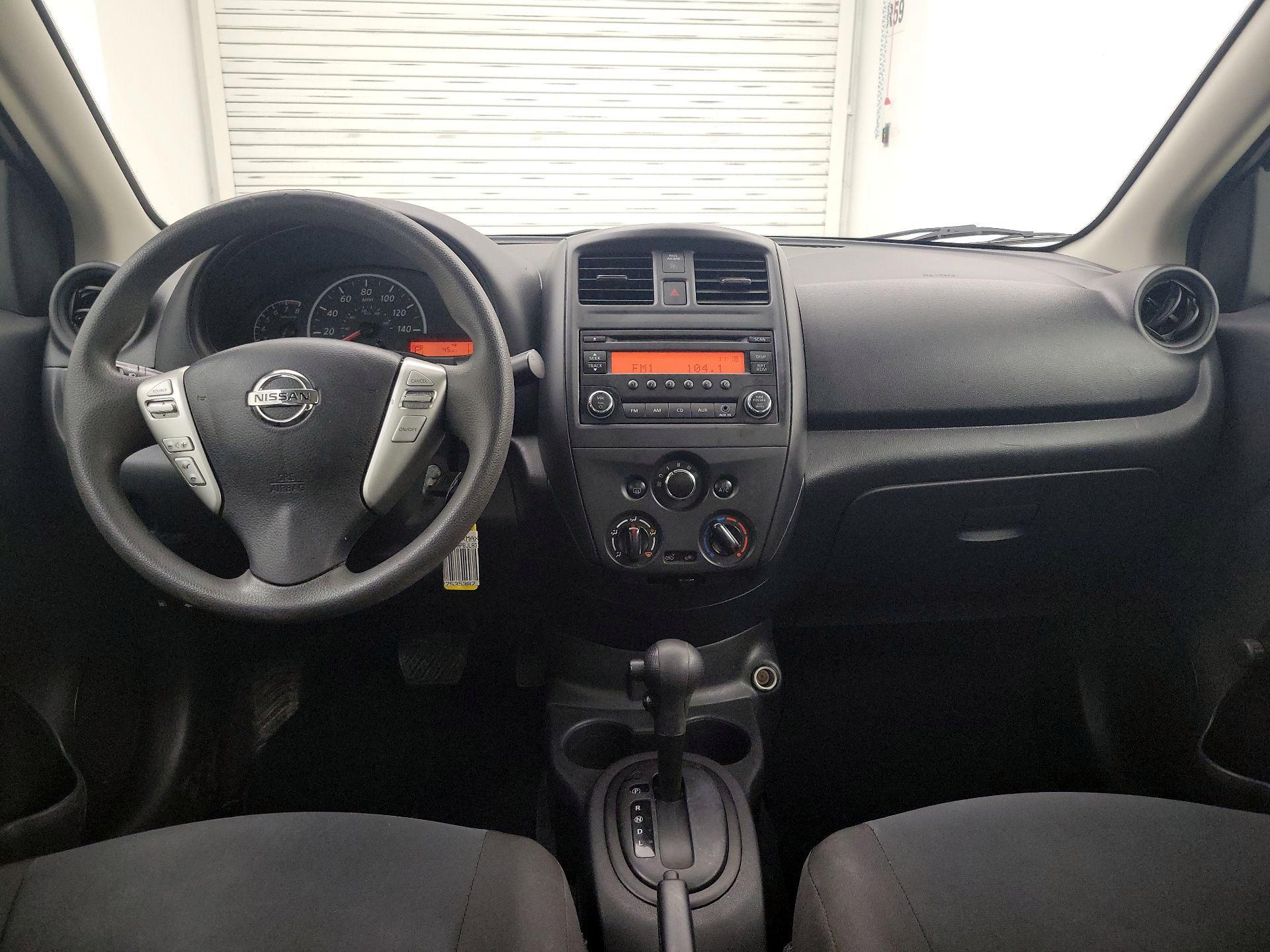 Thumbnail: 2018 Nissan Versa - 9