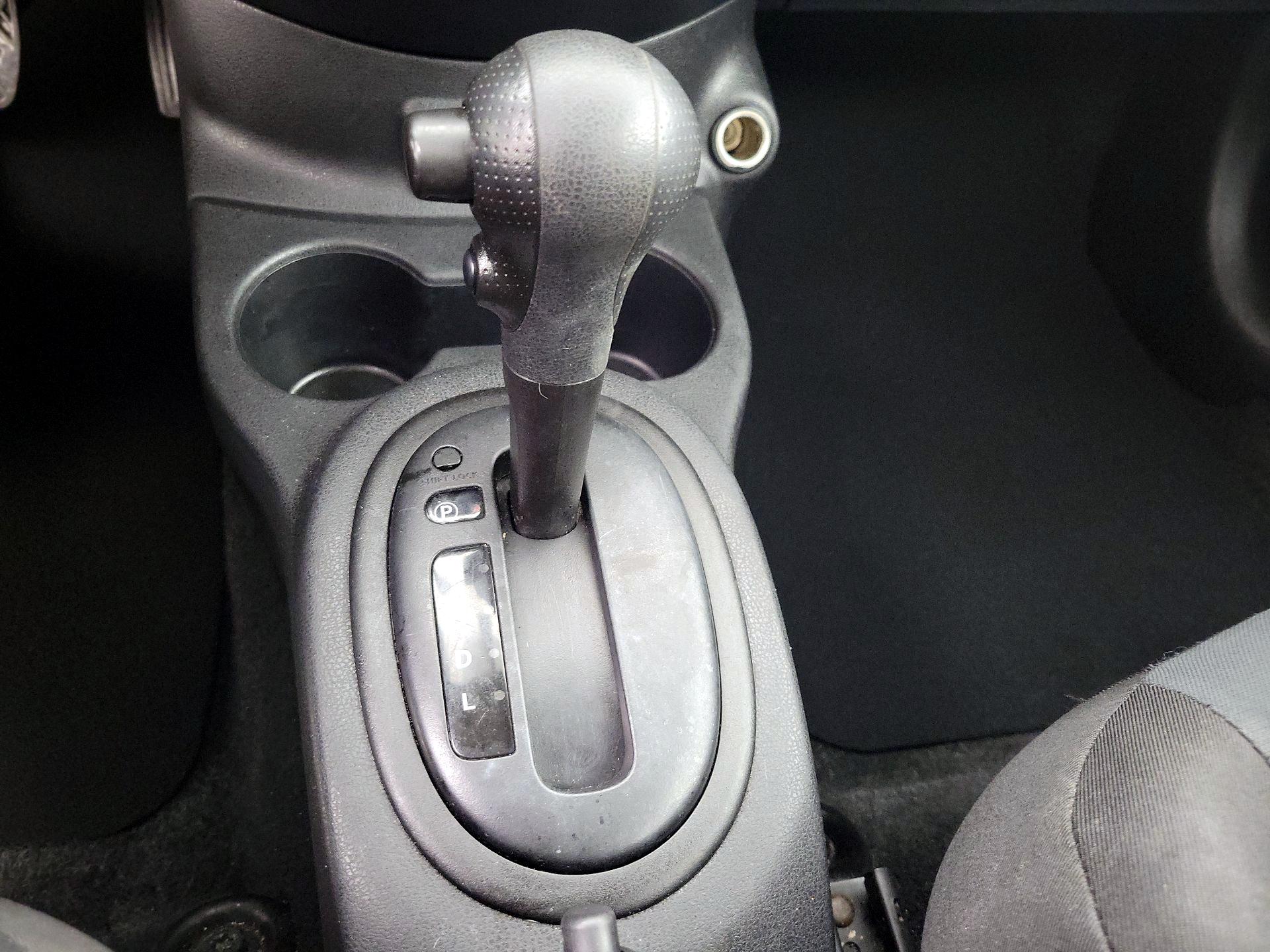Thumbnail: 2018 Nissan Versa - 16