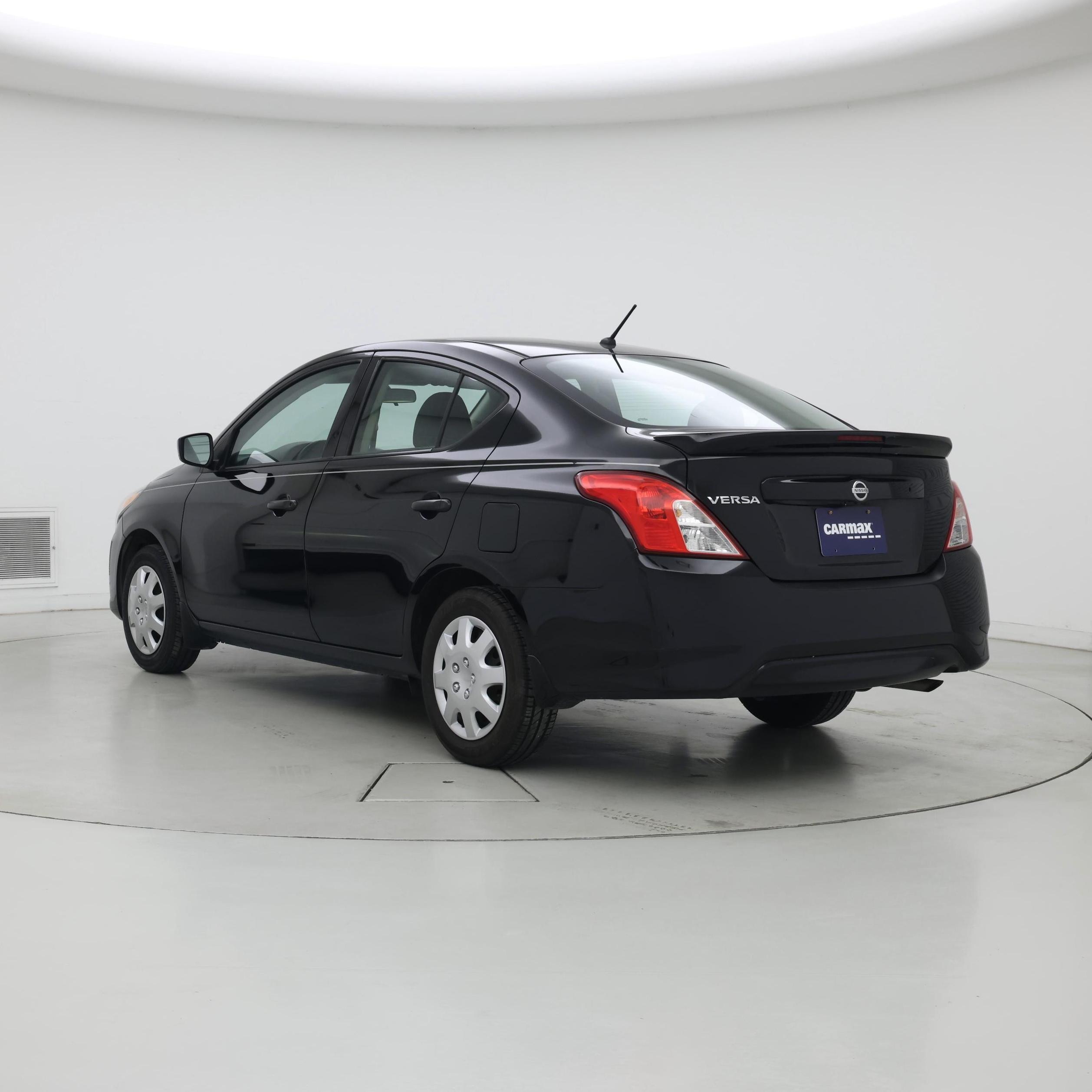 Thumbnail: 2018 Nissan Versa - 2