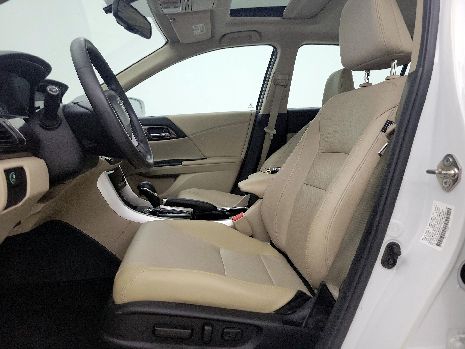 Thumbnail: 2016 Honda Accord - 11