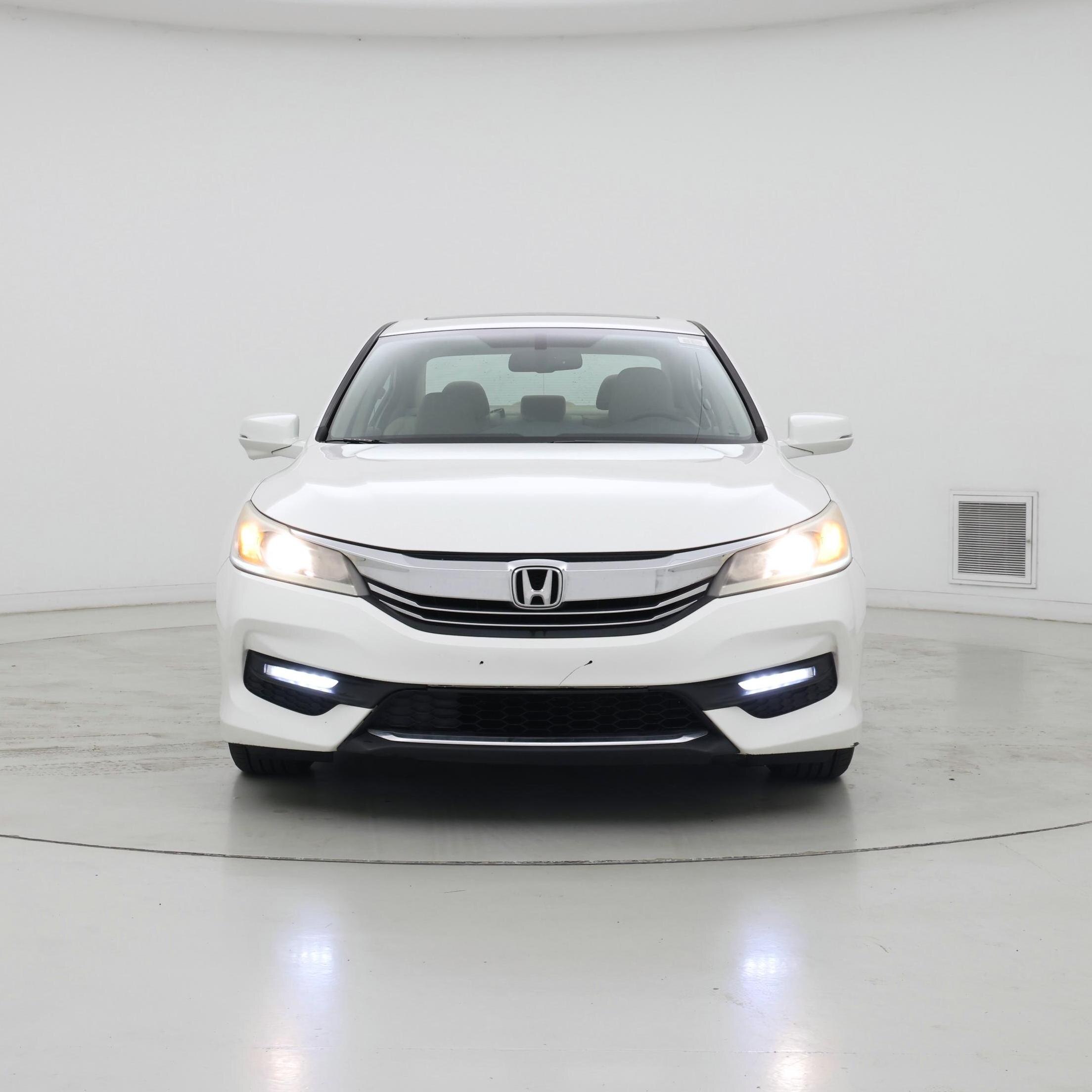 Thumbnail: 2016 Honda Accord - 5
