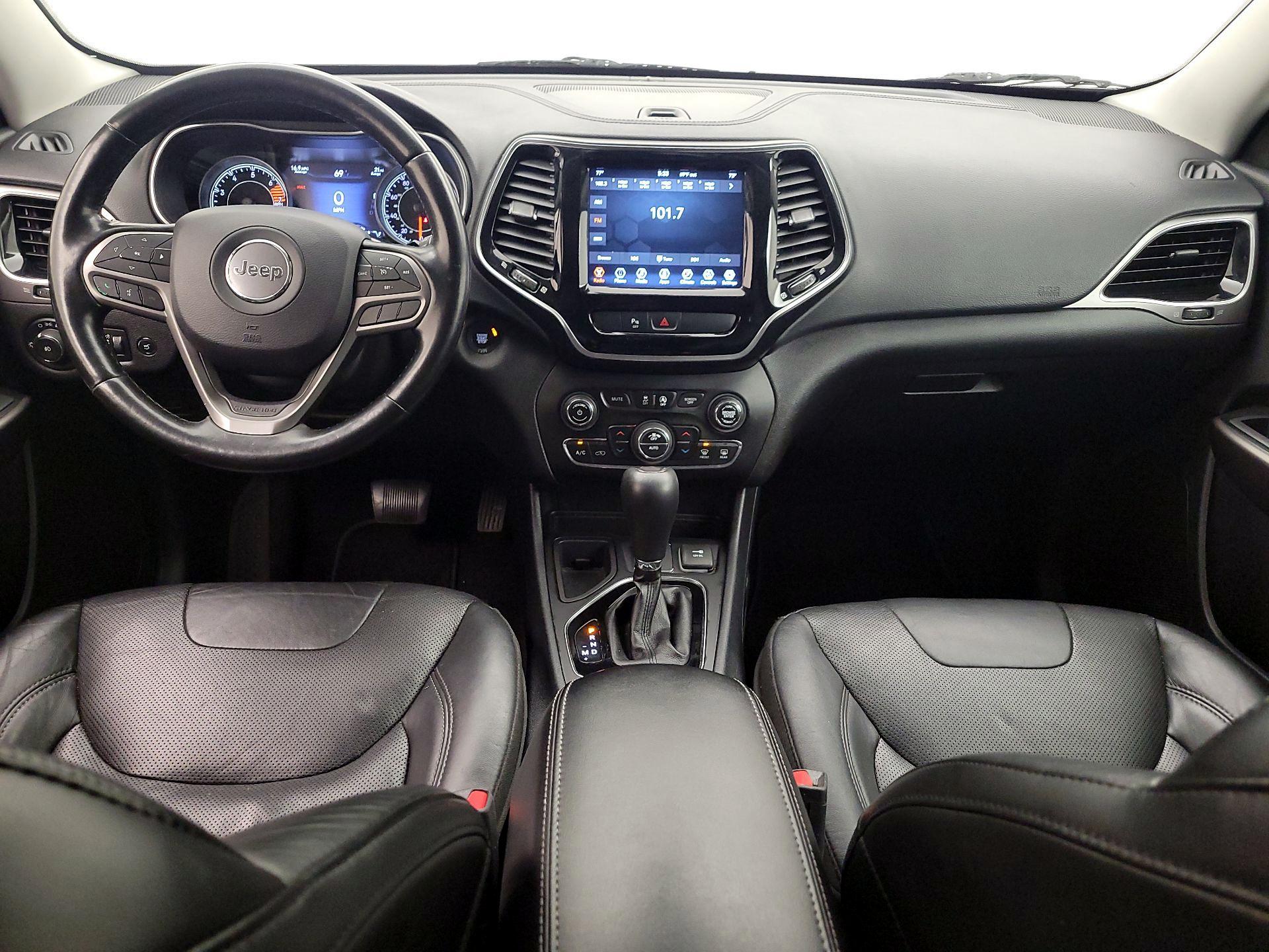 Thumbnail: 2020 Jeep Cherokee - 9