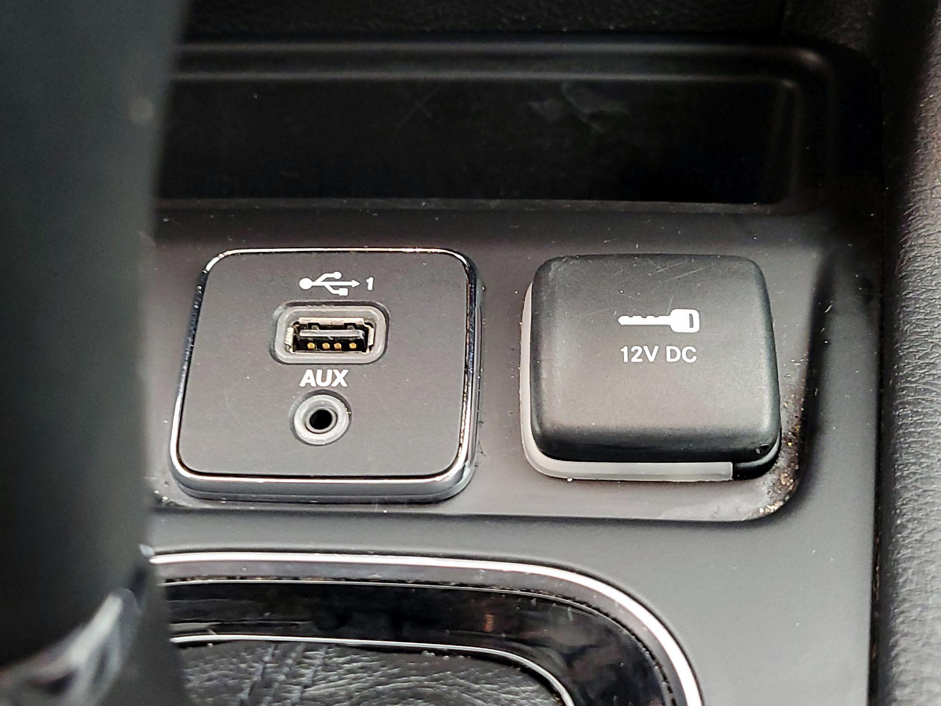 Thumbnail: 2020 Jeep Cherokee - 18