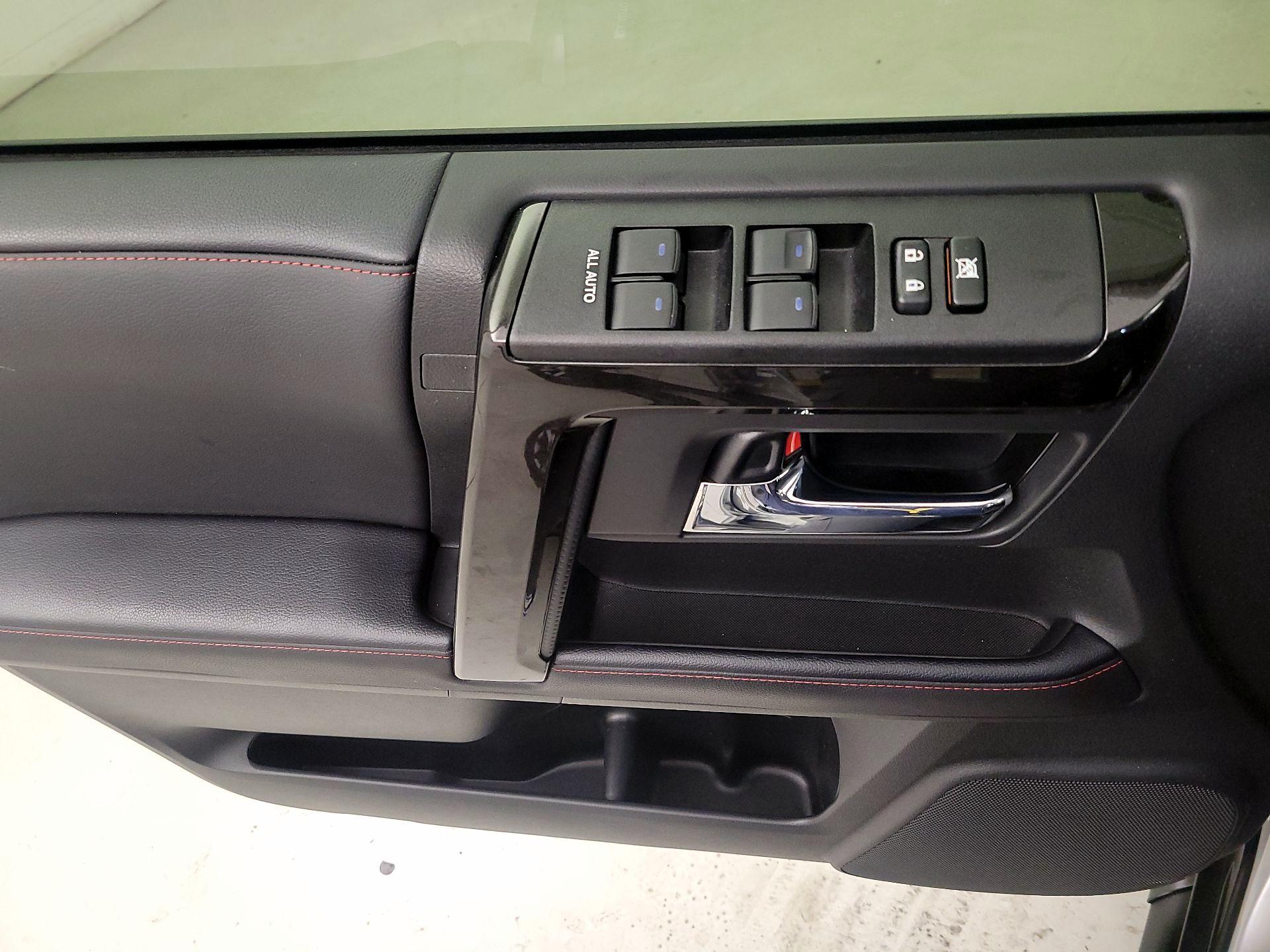 Thumbnail: 2023 Toyota 4Runner - 12