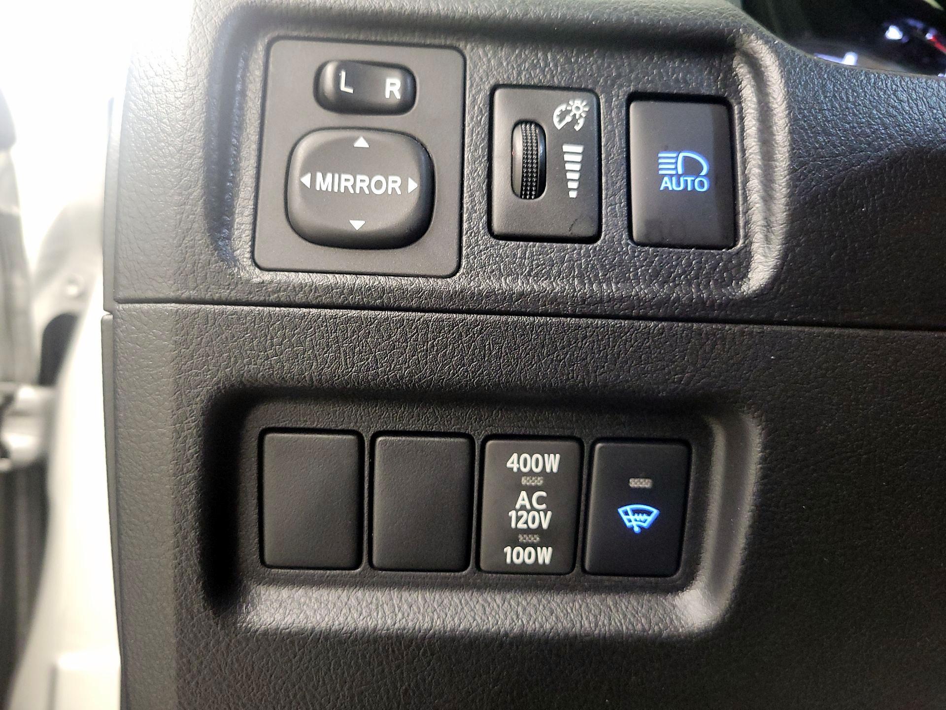 Thumbnail: 2023 Toyota 4Runner - 13