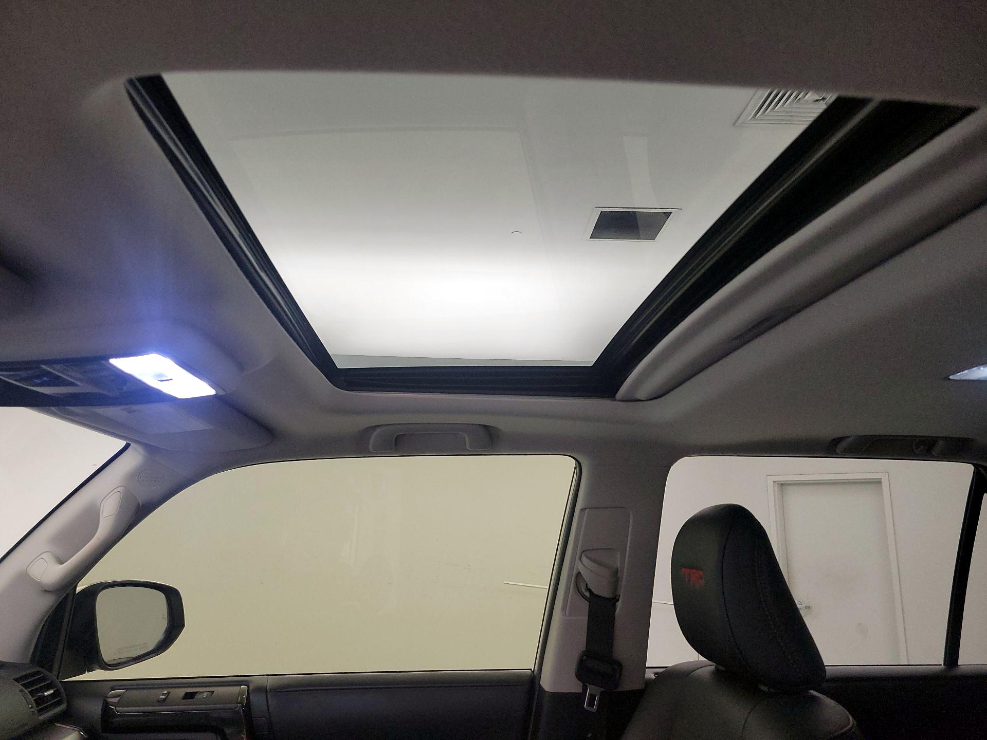 Thumbnail: 2023 Toyota 4Runner - 20