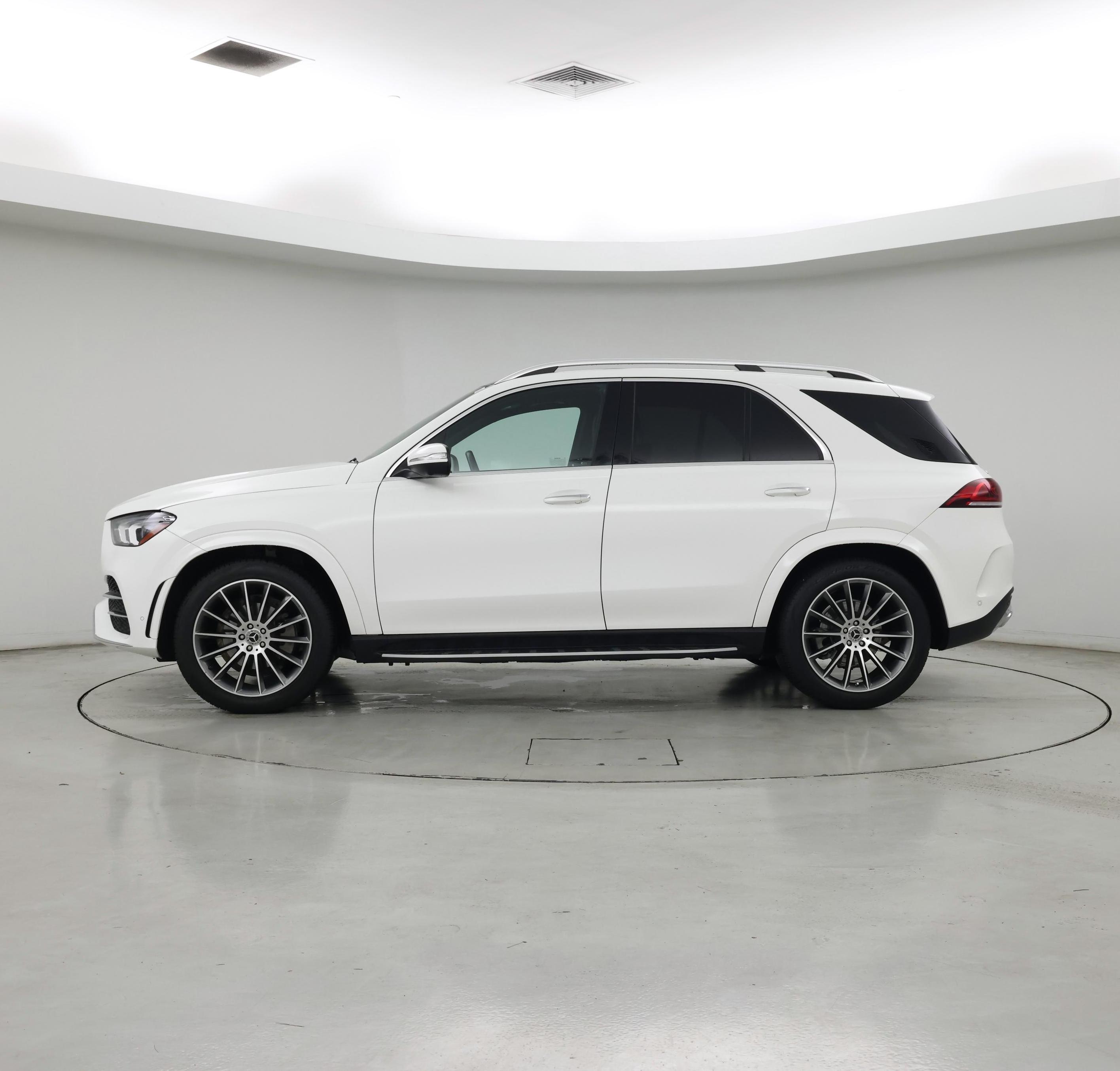 Thumbnail: 2023 Mercedes-Benz GLE - 3